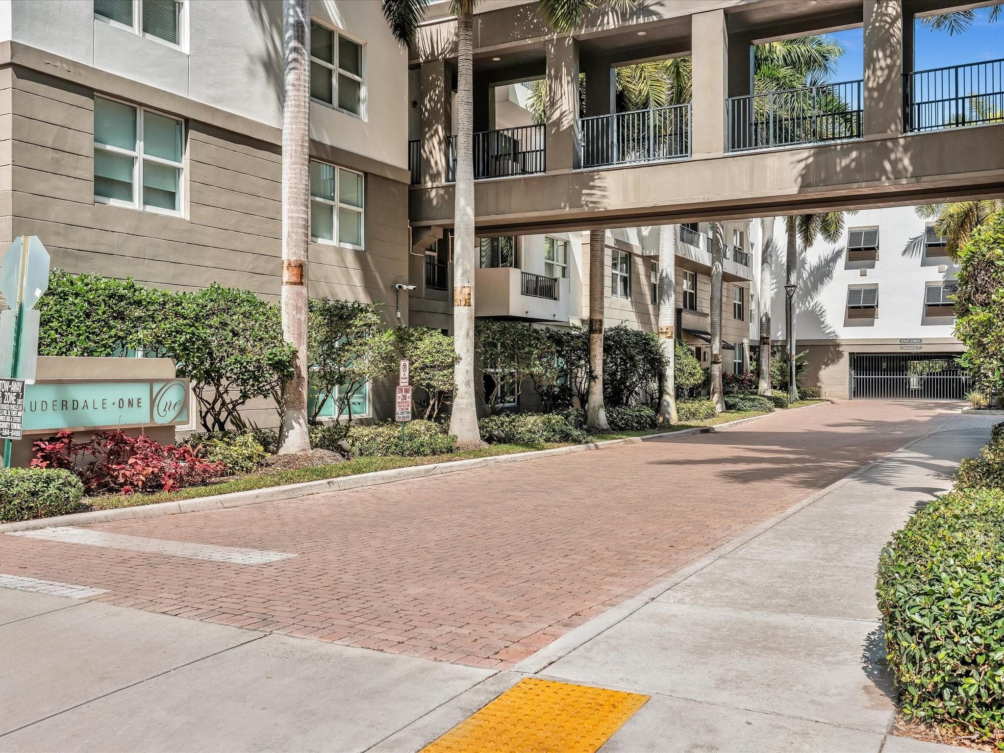 2421 NE 65th Street 406, Fort Lauderdale, FL 33308 — photo 57 of 69