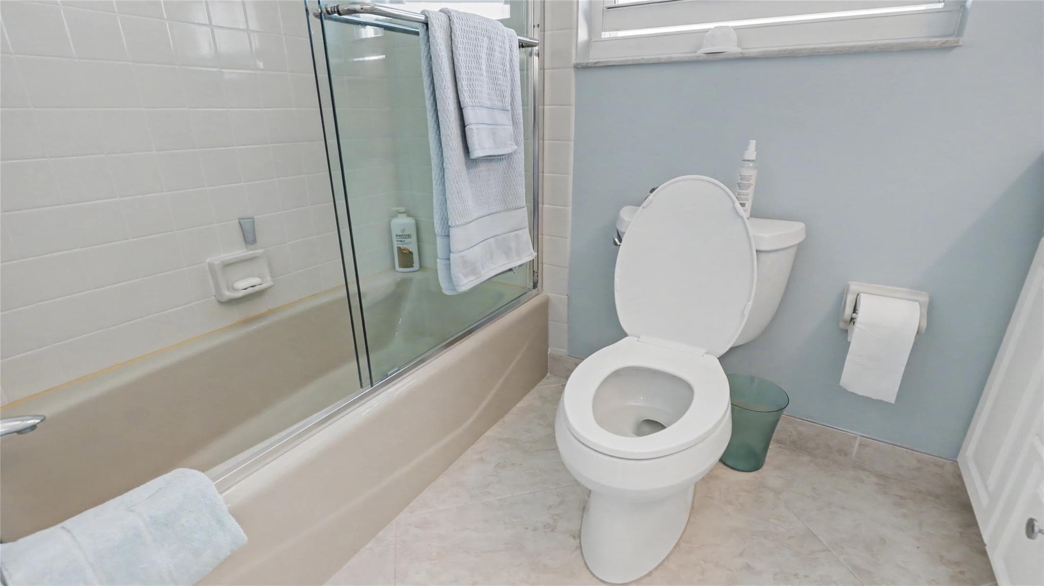 625 Oaks Drive 808, Pompano Beach, FL 33069 — photo 12 of 39