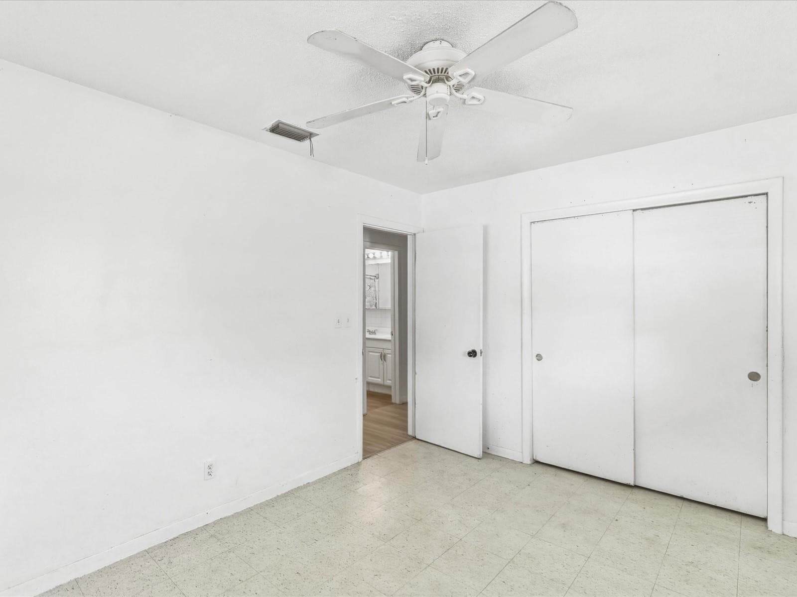 560-564 NE 34th Street, Oakland Park, FL 33334 — photo 32 of 32
