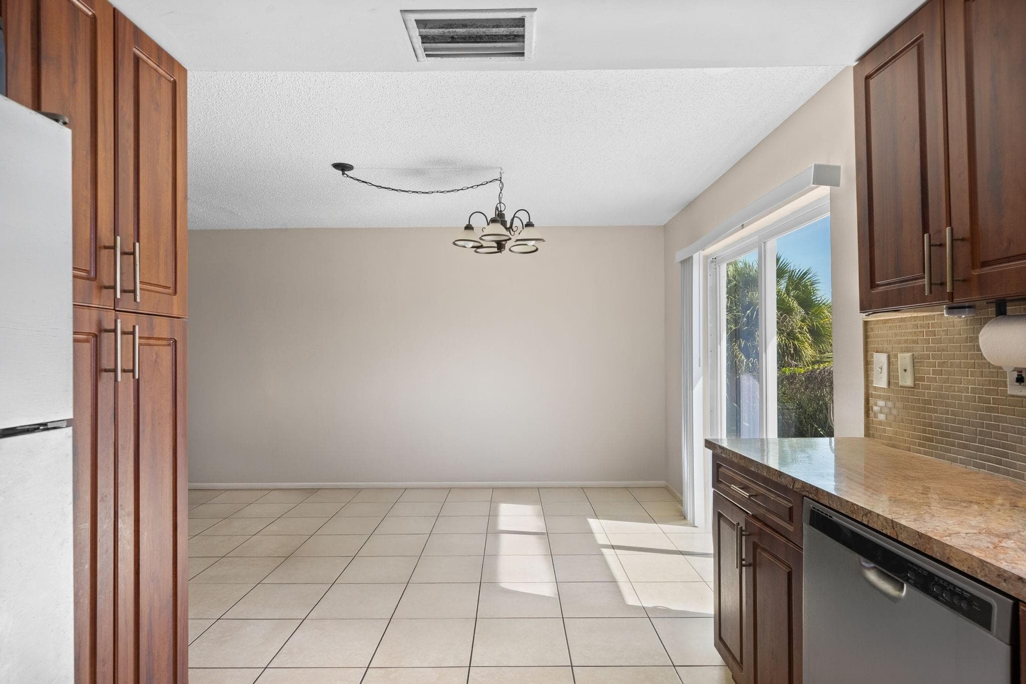 400 NE 2nd Street, Boynton Beach, FL 33435 — photo 17 of 39