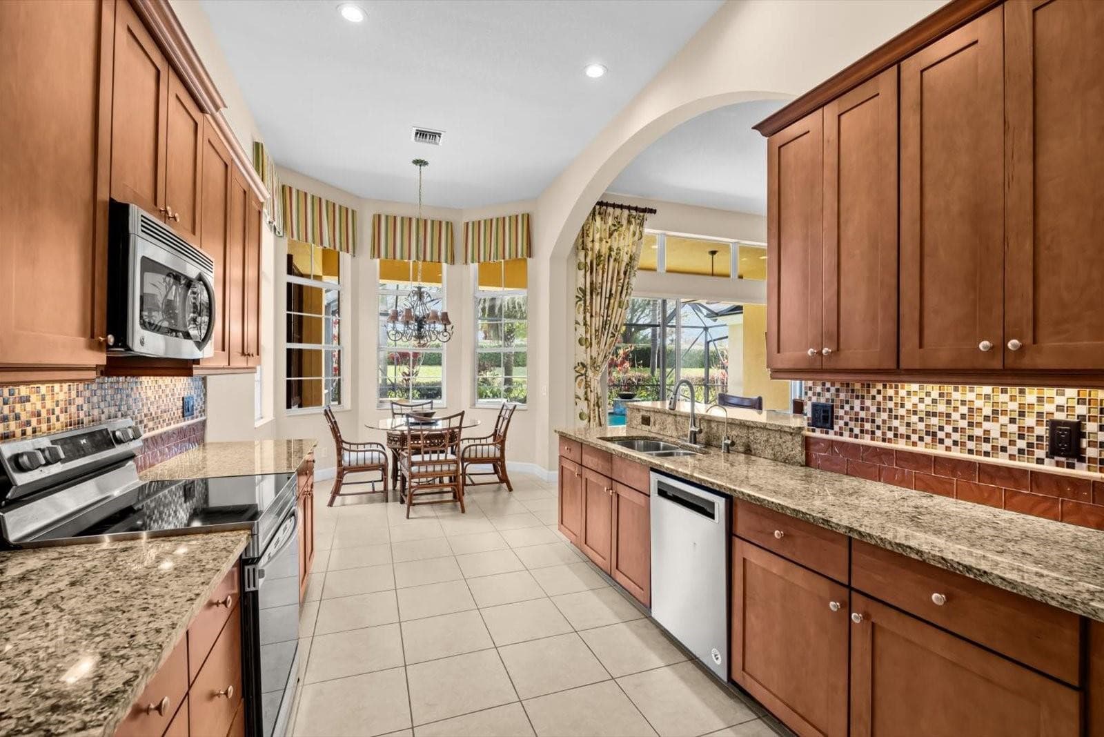 9301 SW Nuova Way, Port St. Lucie, FL 34986 — photo 6 of 38