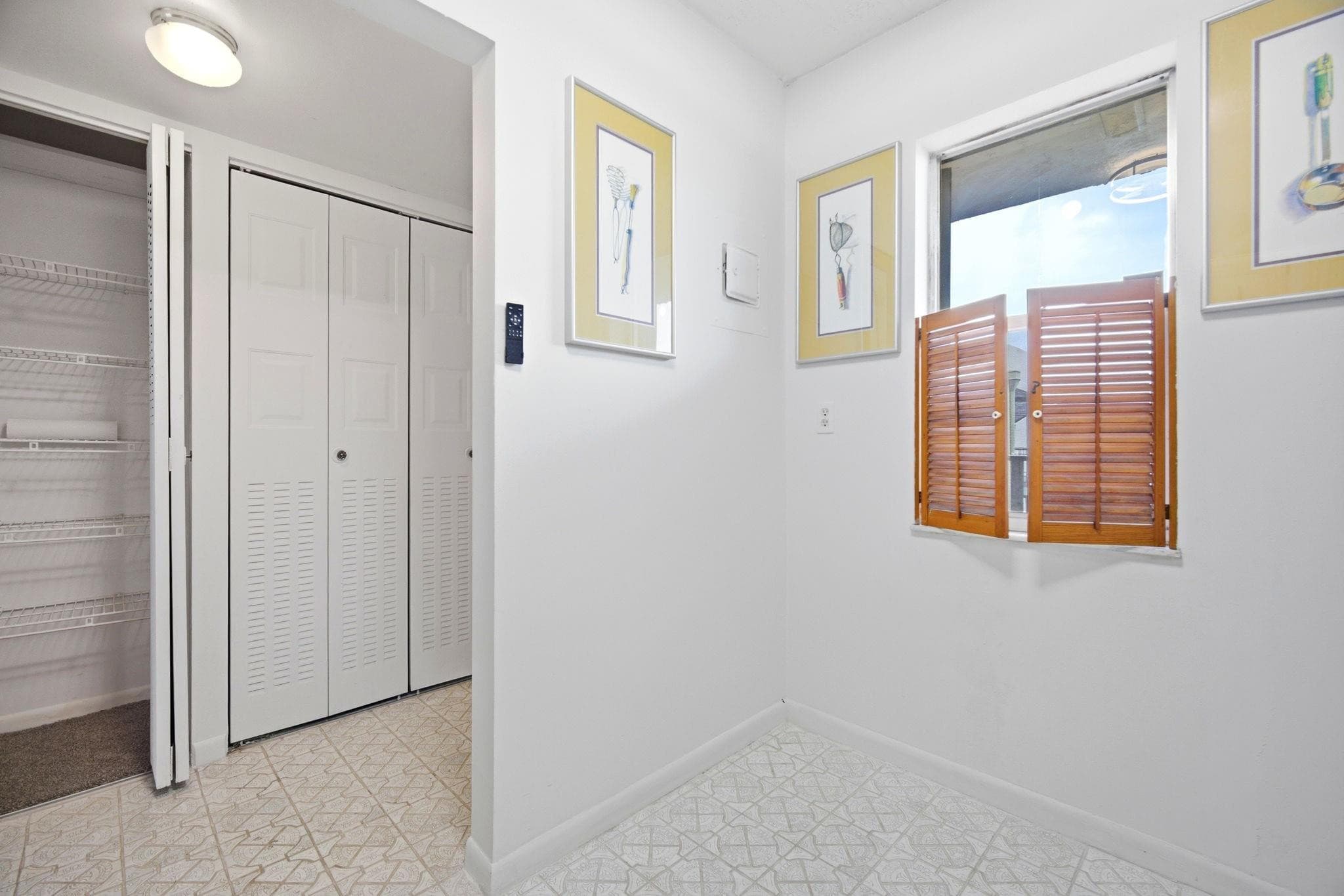 2801 Somerset Drive 401, Lauderdale Lakes, FL 33311 — photo 10 of 23