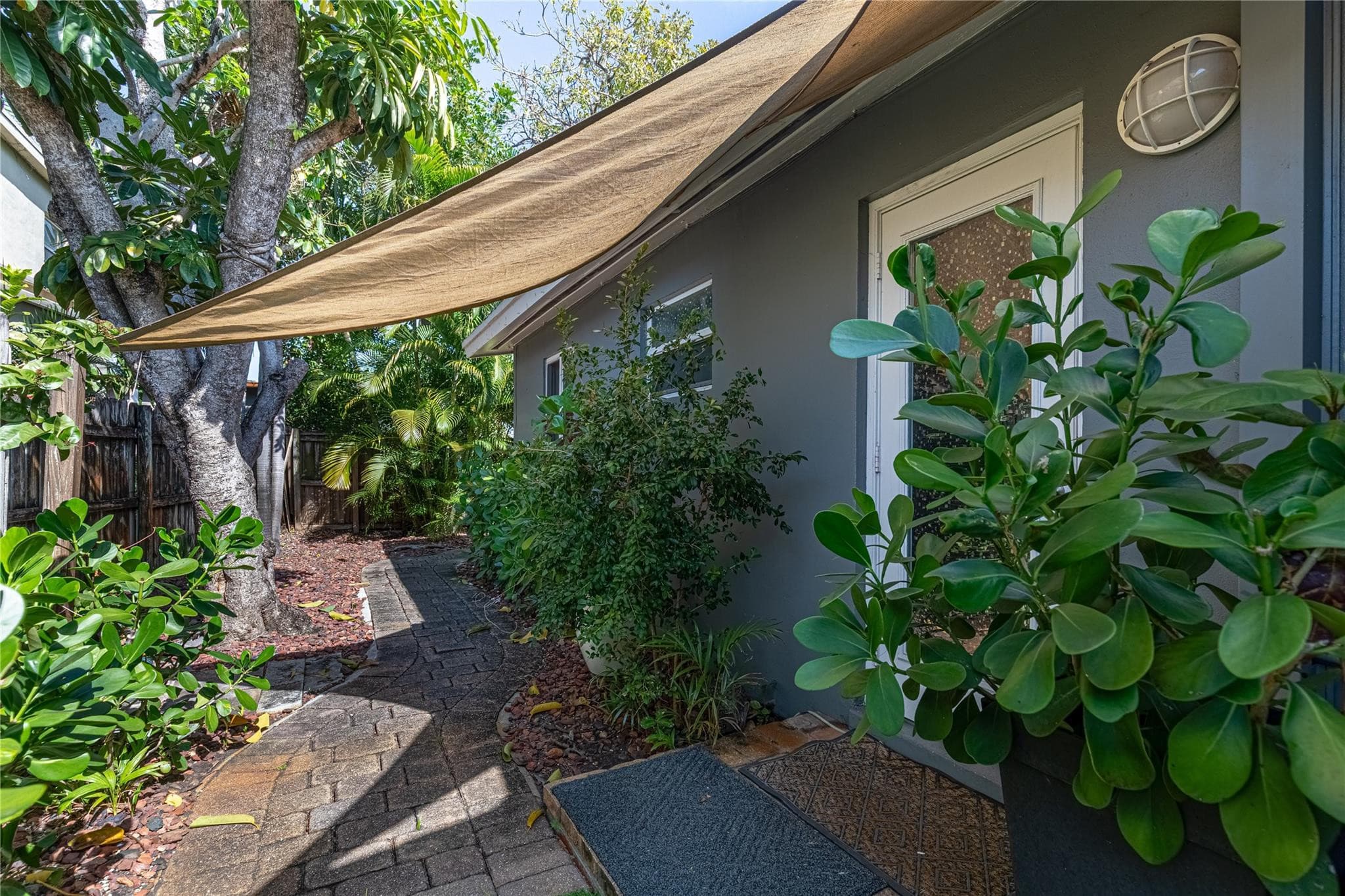 1009 NE 23rd Drive 1013 Ne 23 Dr, Wilton Manors, FL 33305 — photo 10 of 28