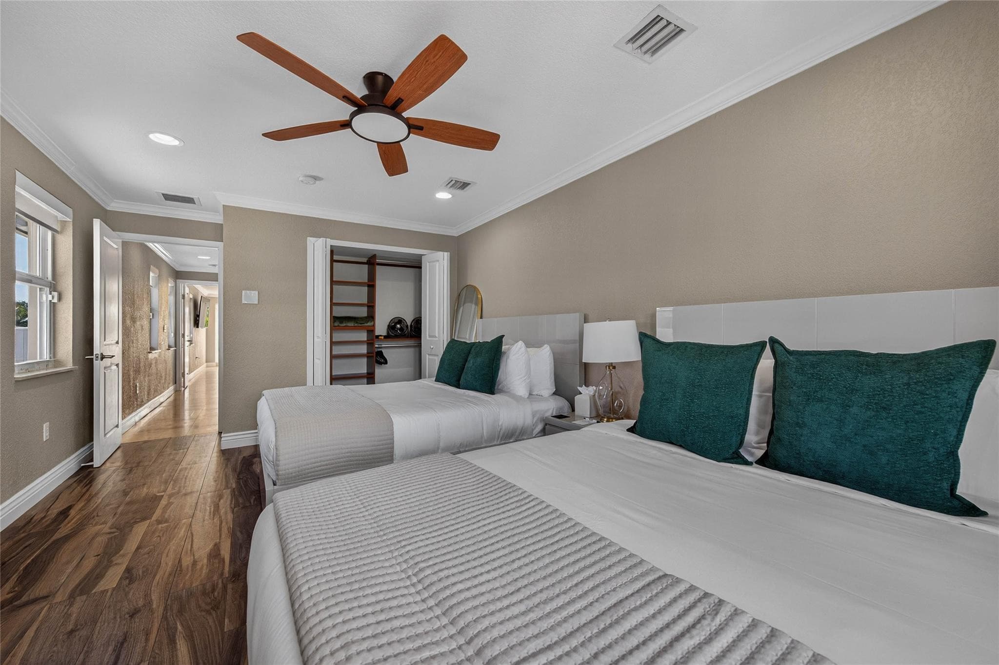 1215 NE 1st Street, Fort Lauderdale, FL 33301 — photo 22 of 78
