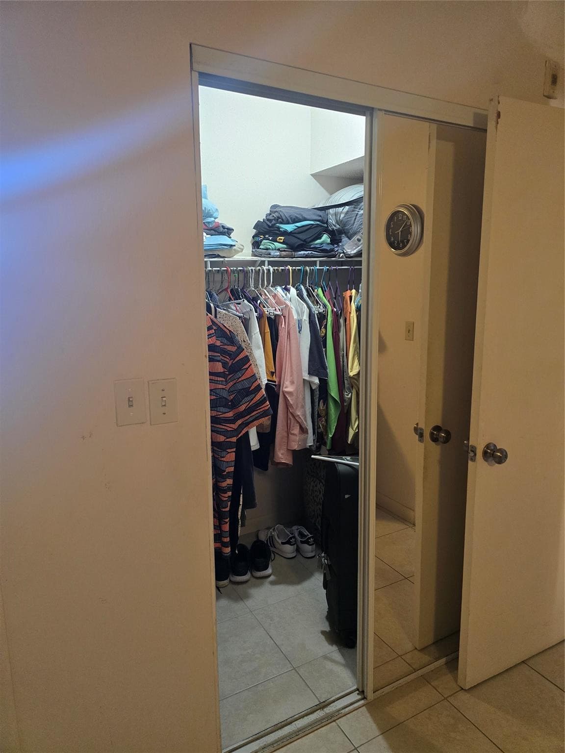 Condominium in Lauderdale Lakes — photo 7 of 13