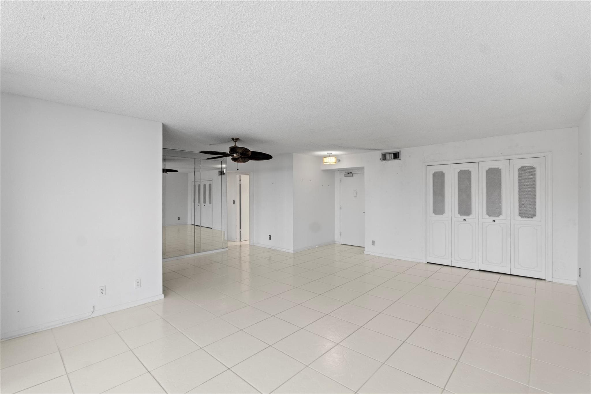 5200 N Ocean Boulevard 1207b, Lauderdale-By-The-Sea, FL 33308 — photo 7 of 53