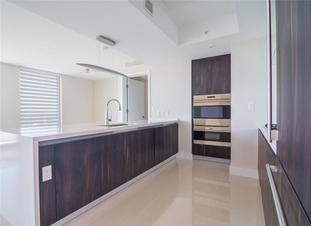 1180 N Federal Highway 1103, Fort Lauderdale, FL 33304 — photo 5 of 75