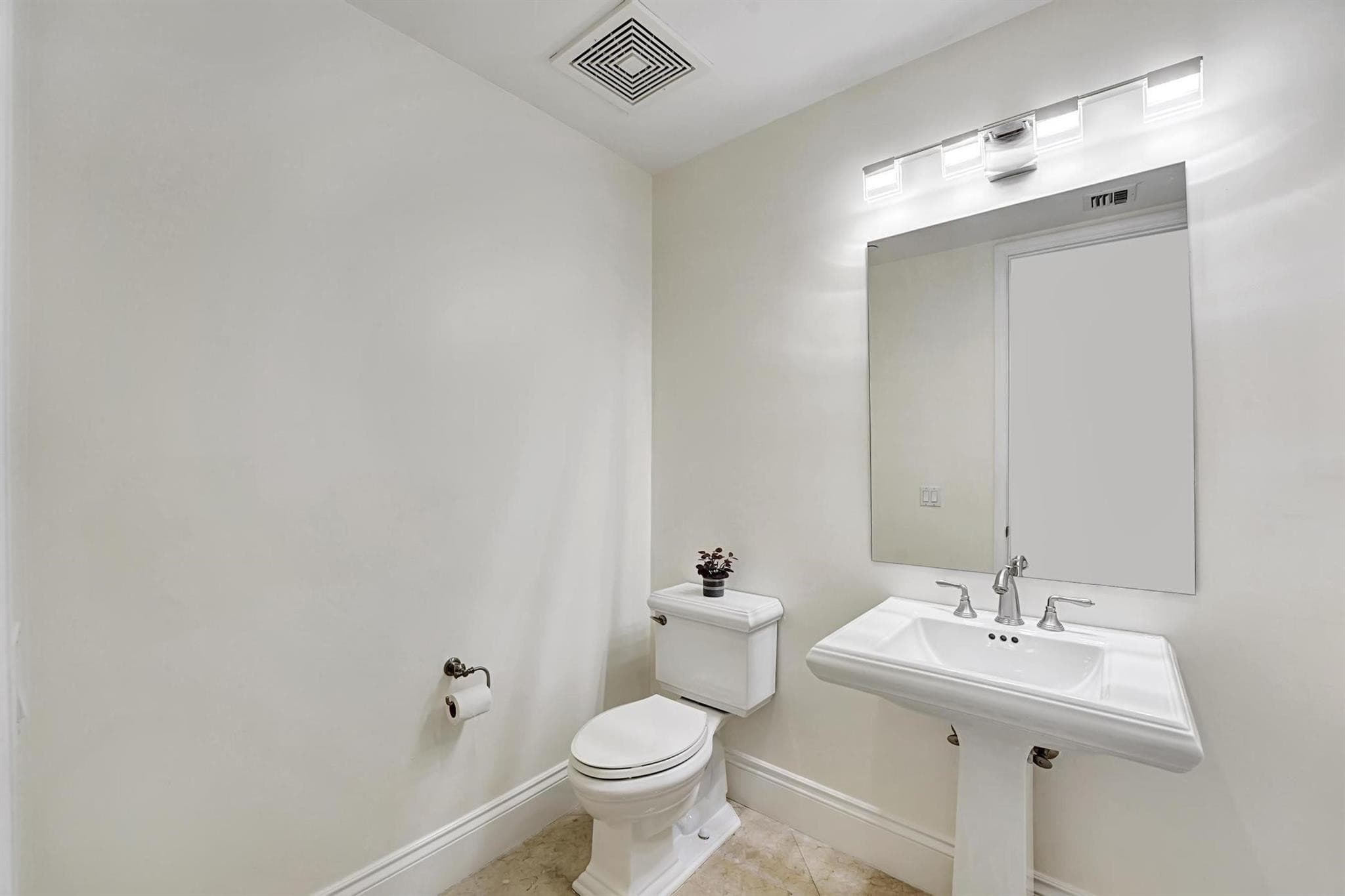 1 N Ocean Boulevard 403, Boca Raton, FL 33432 — photo 24 of 47