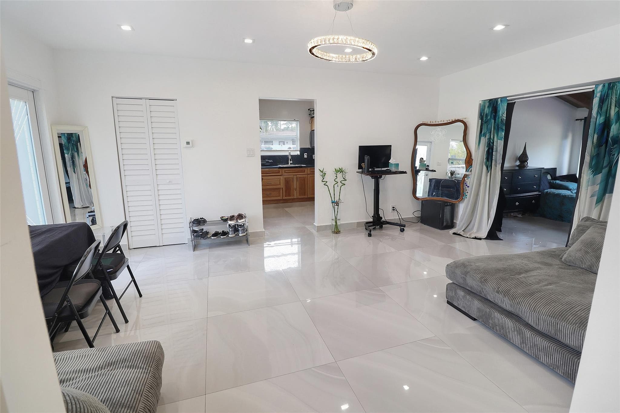 707 NE 15th Street, Fort Lauderdale, FL 33304 — photo 2 of 32
