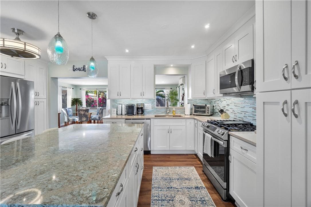161 SE 5th Court, Pompano Beach, FL 33060 — photo 13 of 64