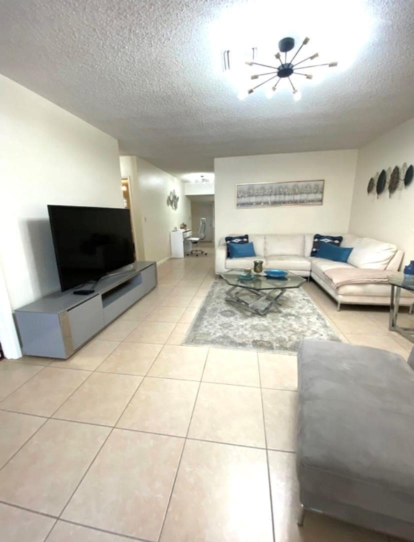 1641 NE 55th Street, Fort Lauderdale, FL 33334 — photo 18 of 32
