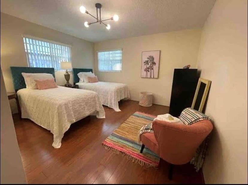 1641 NE 55th Street, Fort Lauderdale, FL 33334 — photo 29 of 32
