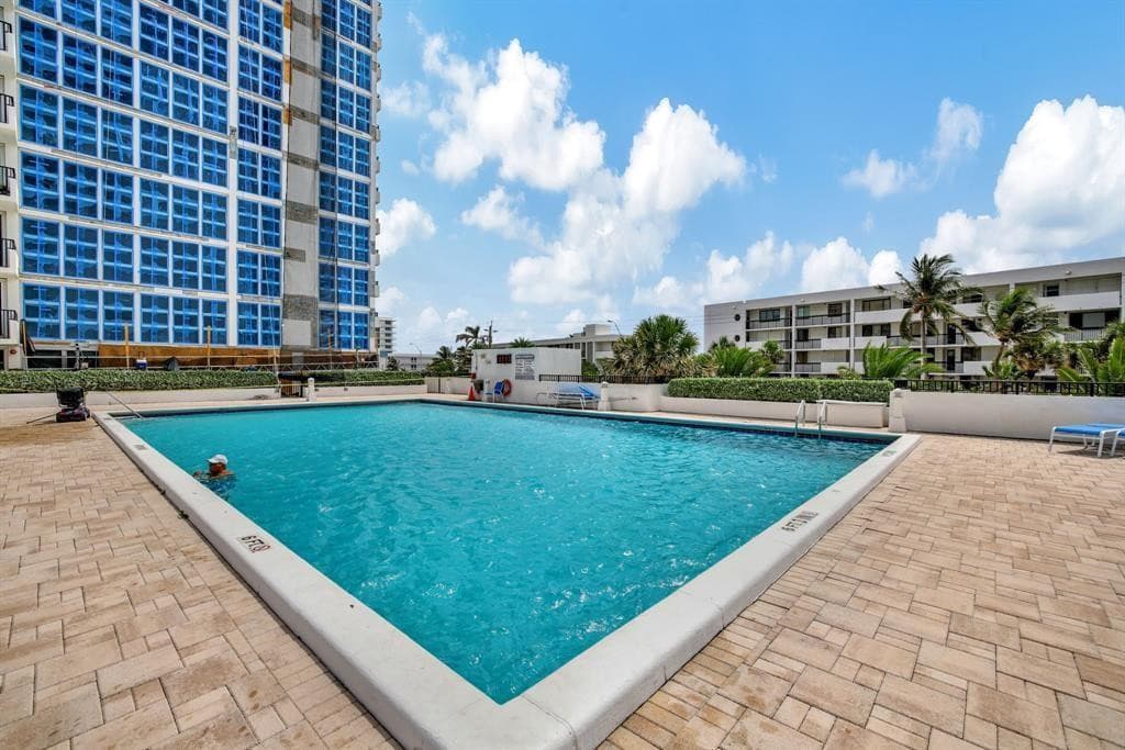 525 N Ocean Boulevard 522, Pompano Beach, FL 33062 — photo 28 of 43