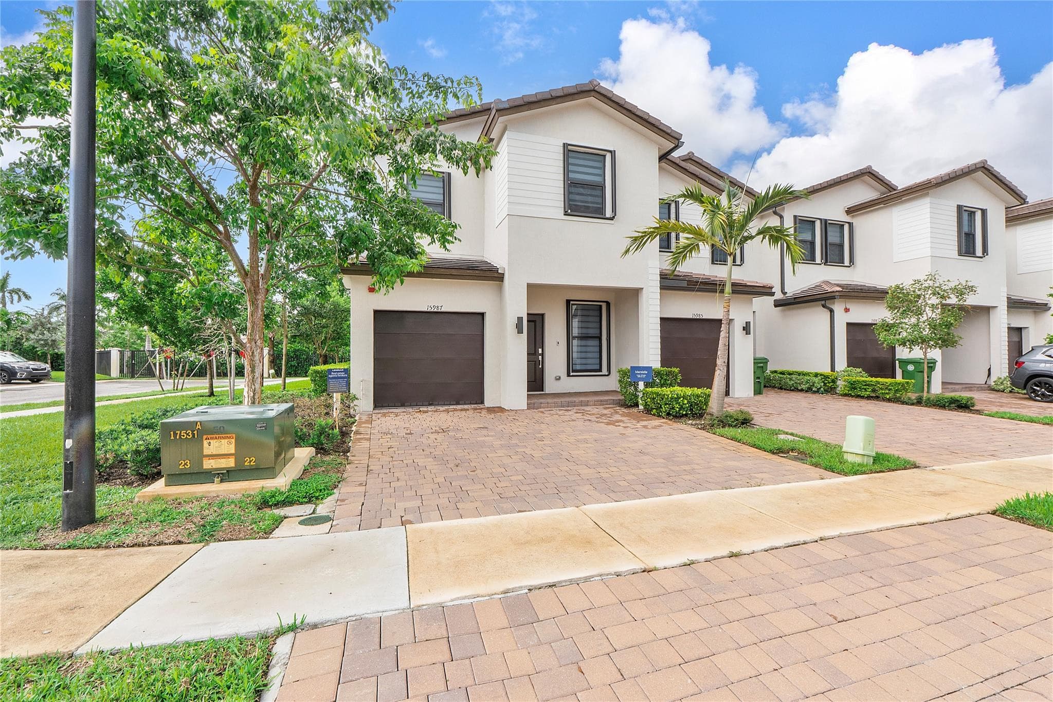 15987 SW 2nd Place 1, Pembroke Pines, FL 33027 — photo 3 of 29