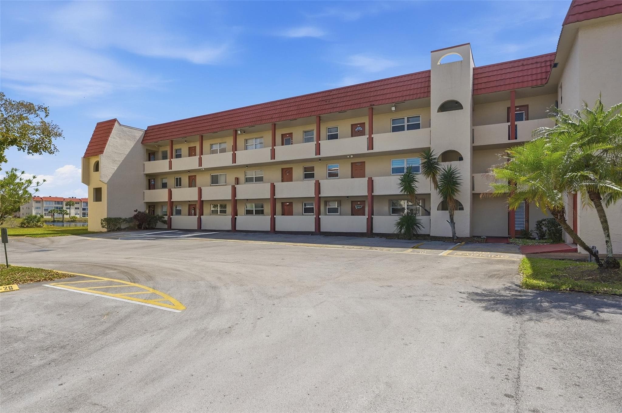 8040 N Sunrise Lakes Drive 303, Fort Lauderdale, FL 33322 — photo 3 of 22