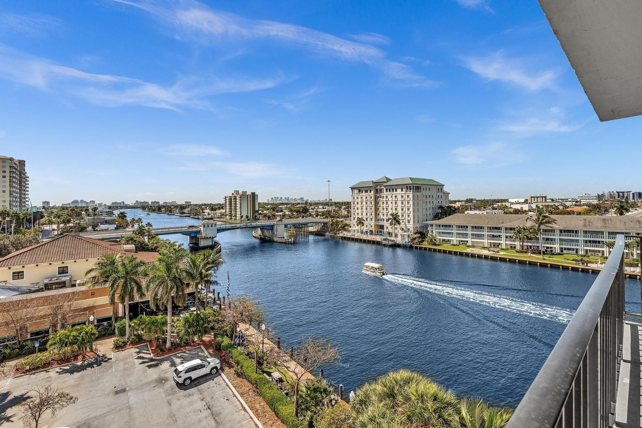3233 NE 32nd Avenue 703, Fort Lauderdale, FL 33308 — photo 1 of 68