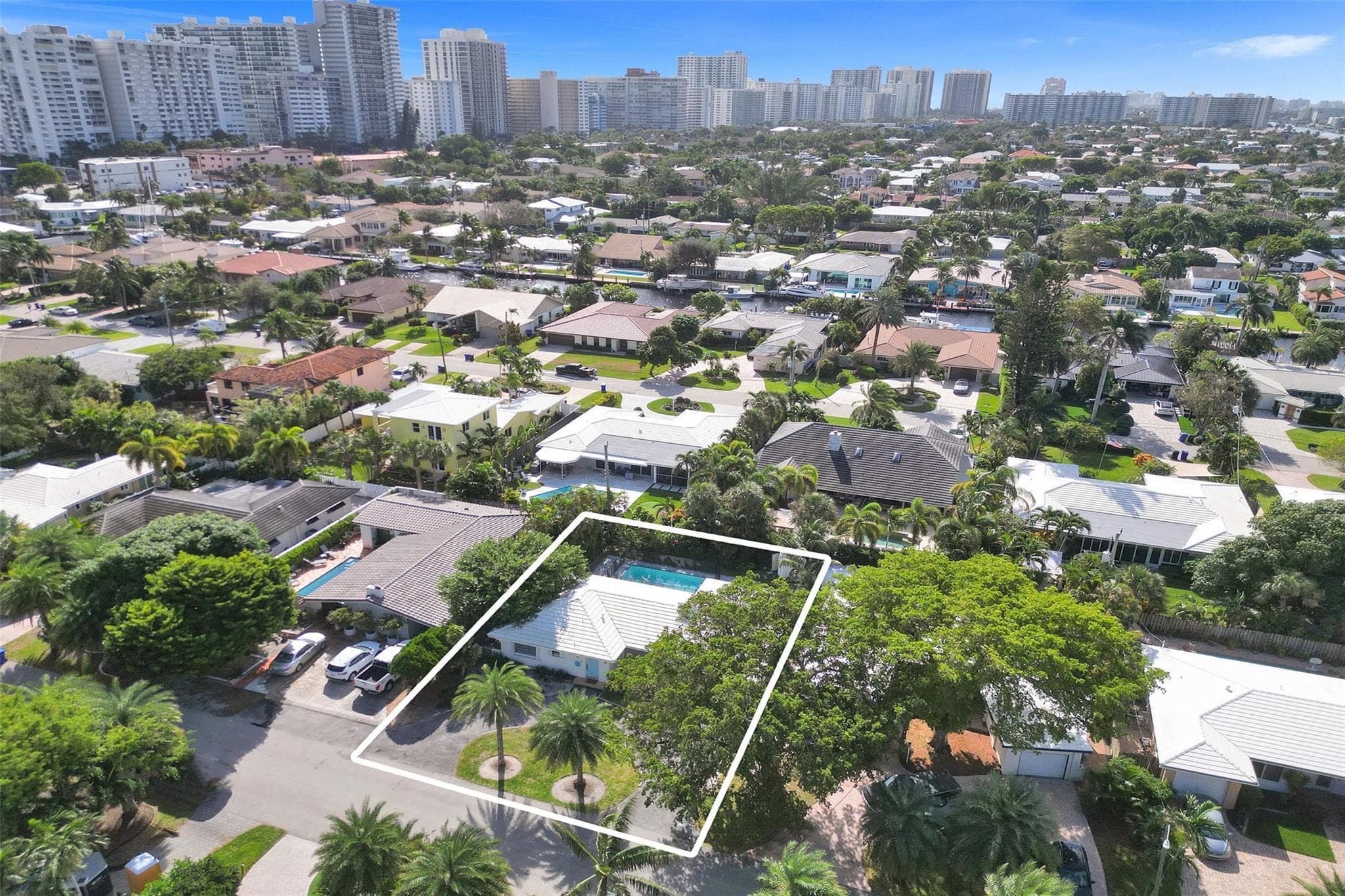 260 Allenwood Drive, Lauderdale-By-The-Sea, FL 33308 — photo 31 of 67