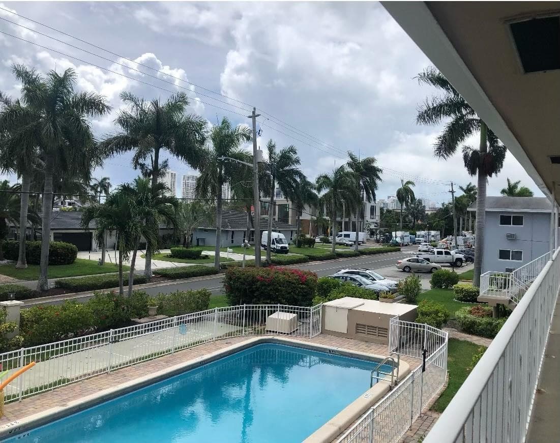 500 Layne Boulevard 18, Hallandale Beach, FL 33009 — photo 15 of 16