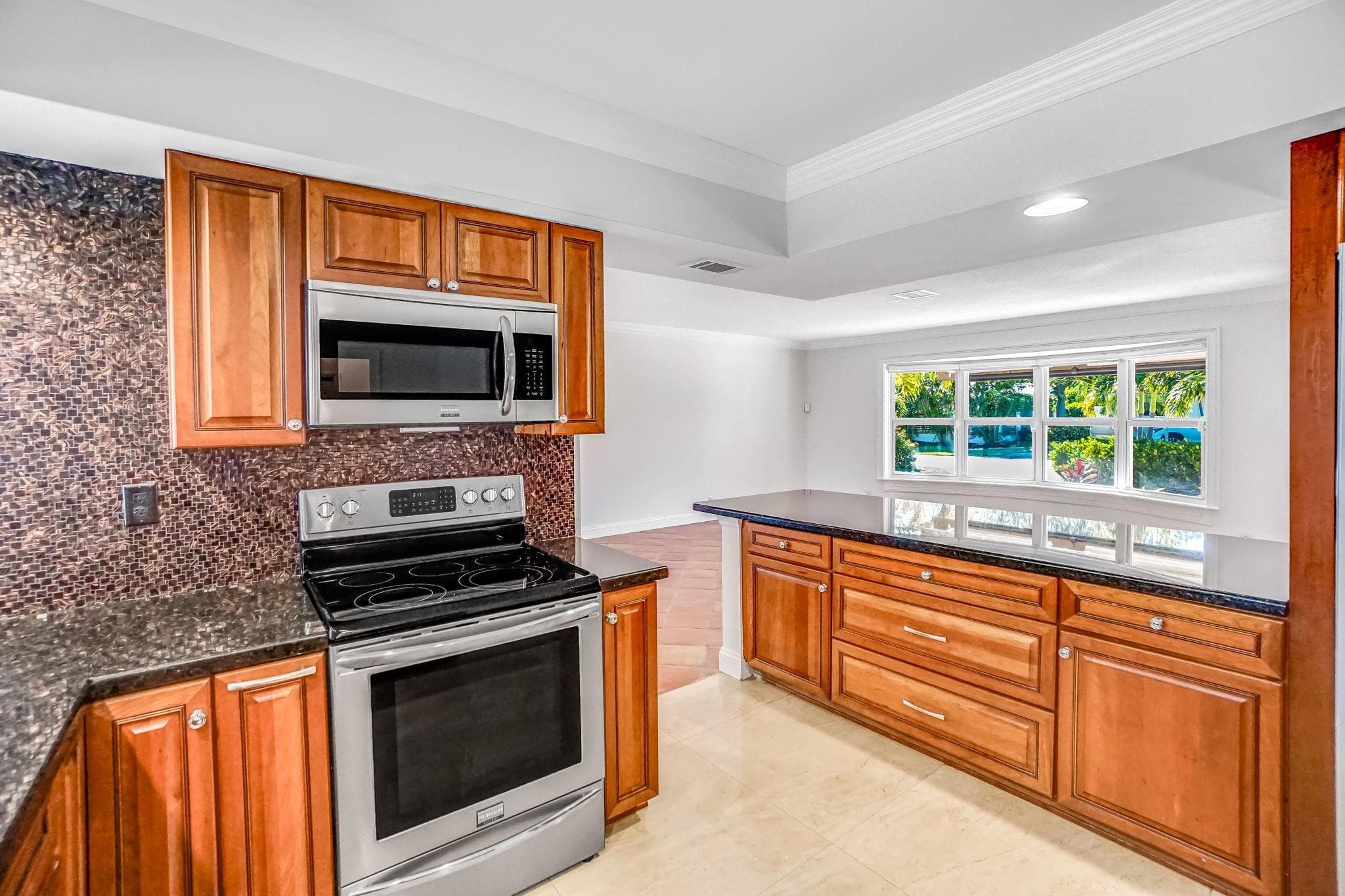 5550 NE 26th Avenue, Fort Lauderdale, FL 33308 — photo 15 of 56