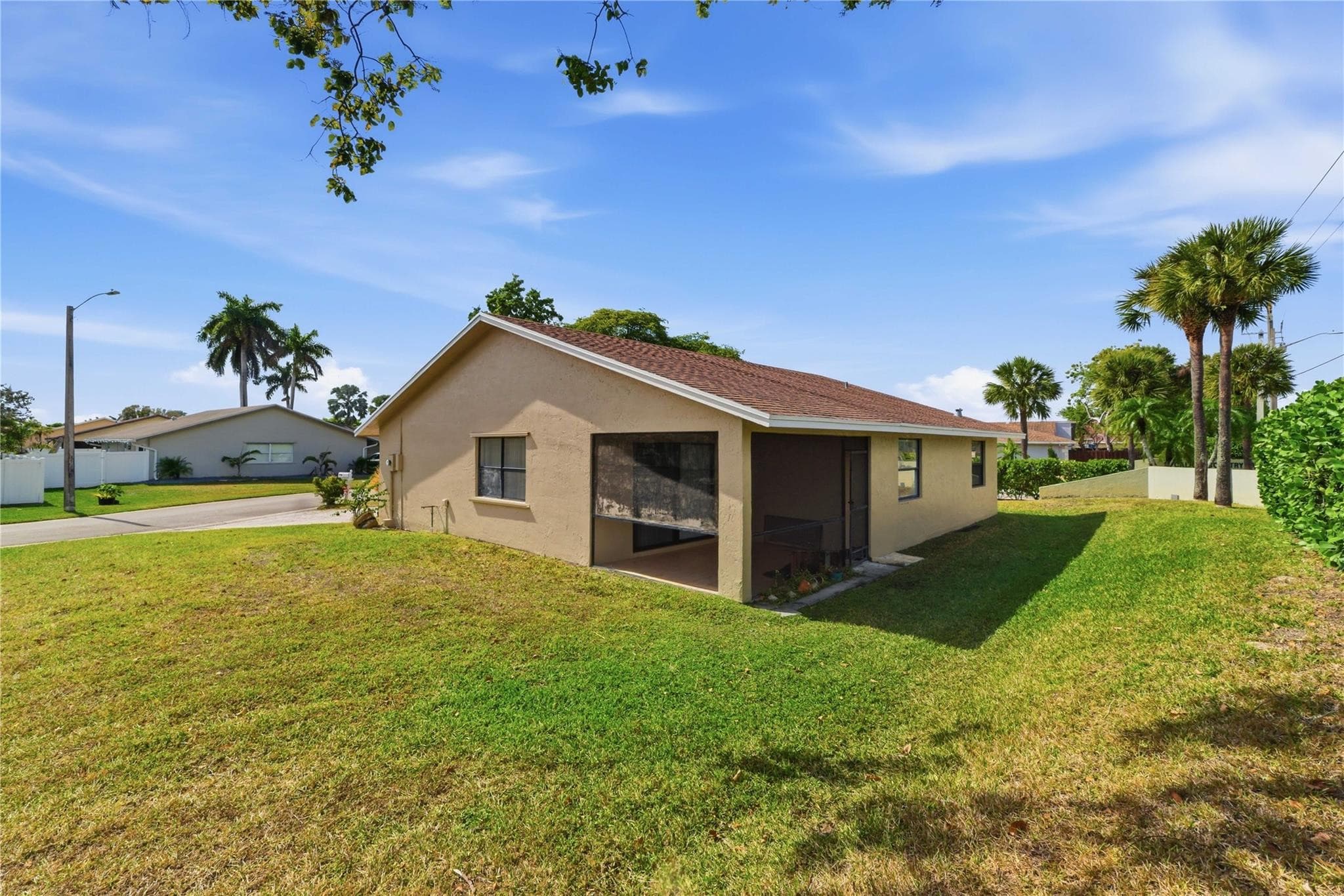 7520 NW 88th Terrace, Tamarac, FL 33321 — photo 7 of 28