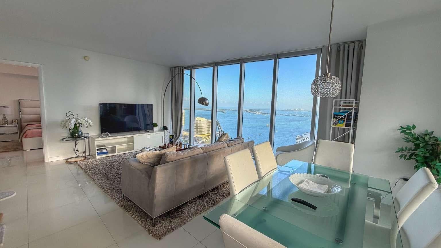 485 Brickell Avenue 3608, Miami, FL 33131 — photo 3 of 21