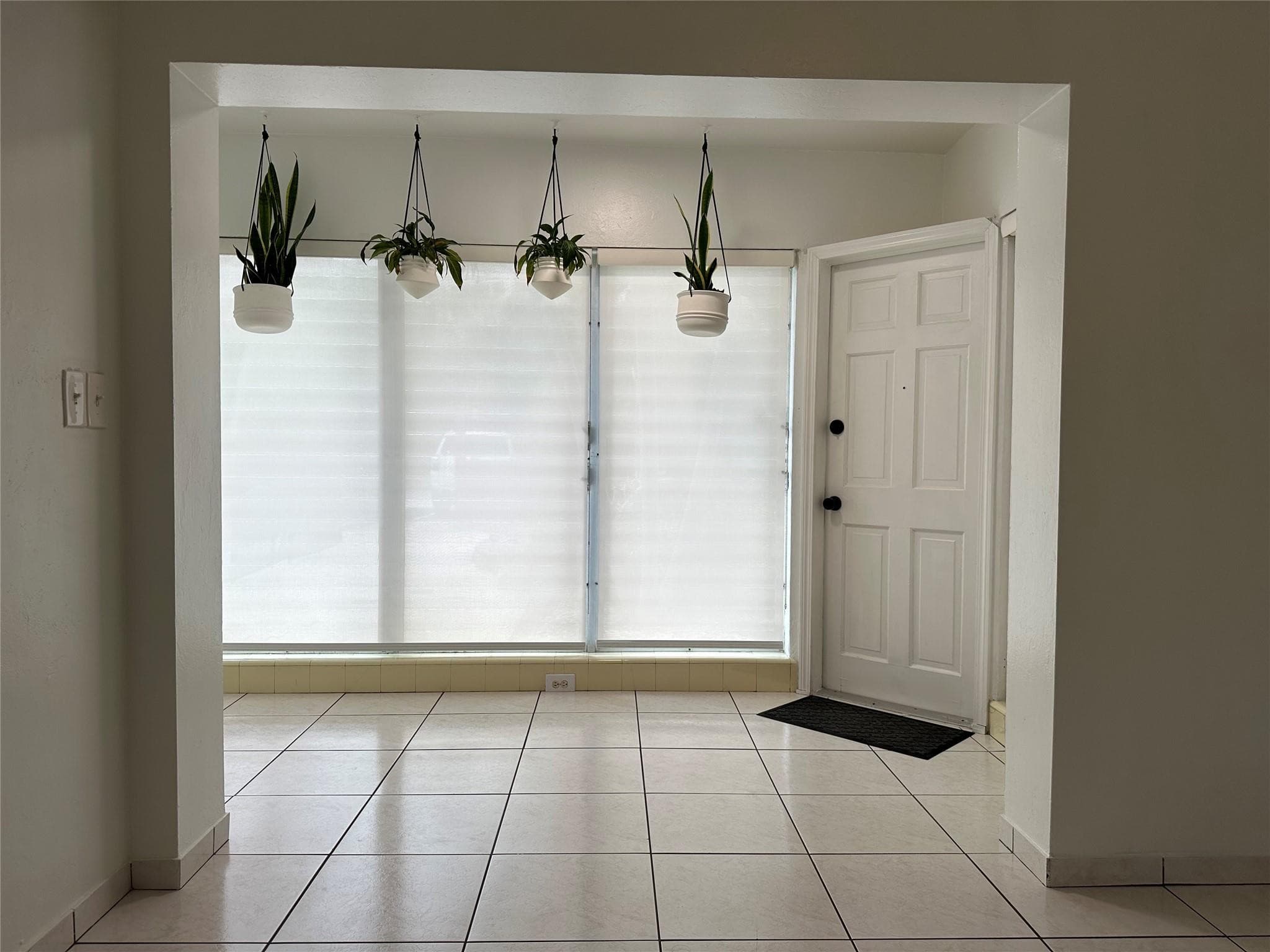 1101 NE 17 Way 1, Fort Lauderdale, FL 33304 — photo 4 of 14