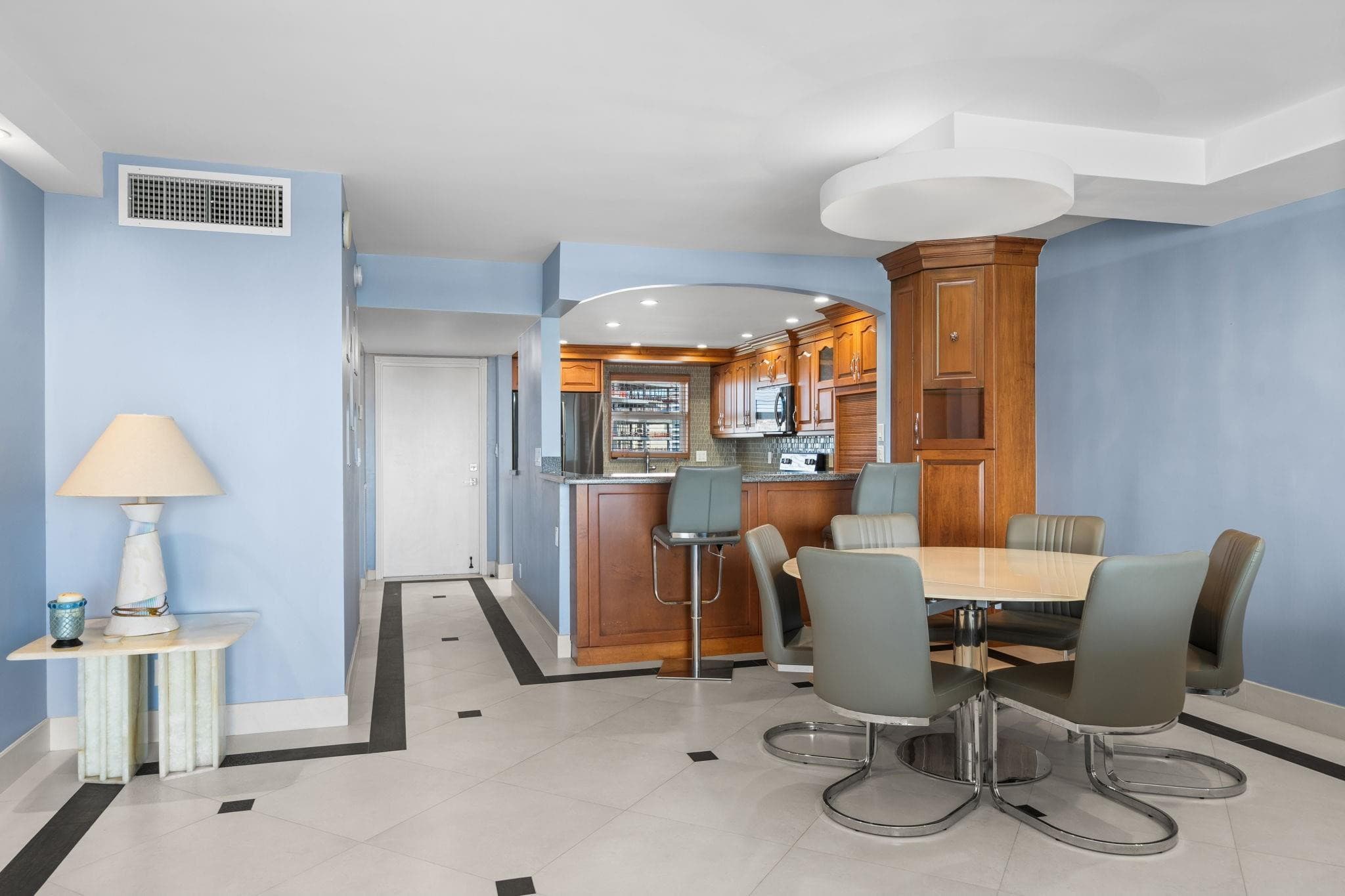 511 Bayshore Drive 904, Fort Lauderdale, FL 33304 — photo 7 of 62