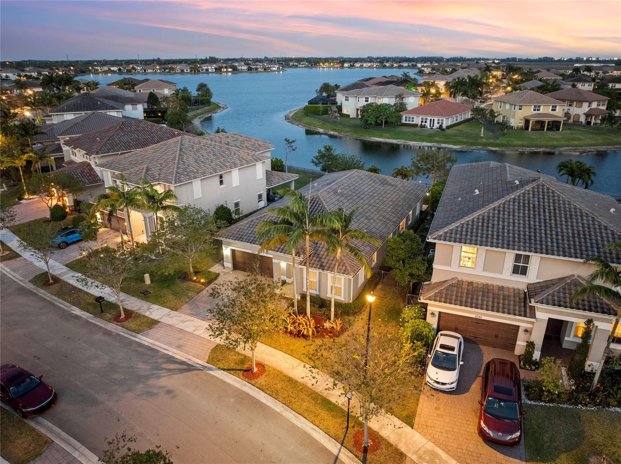 8550 Lakeside Bend, Parkland, FL 33076 — photo
