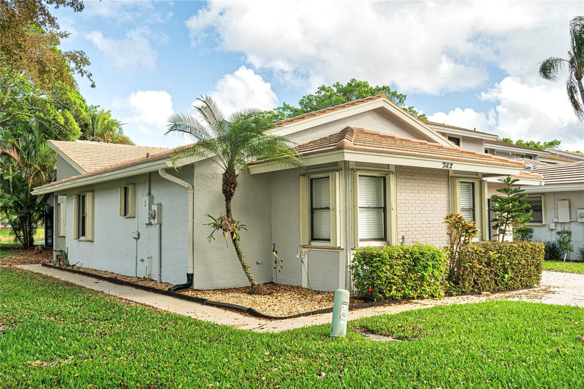 742 N Shore Drive 742, Deerfield Beach, FL 33442 — photo 4 of 30