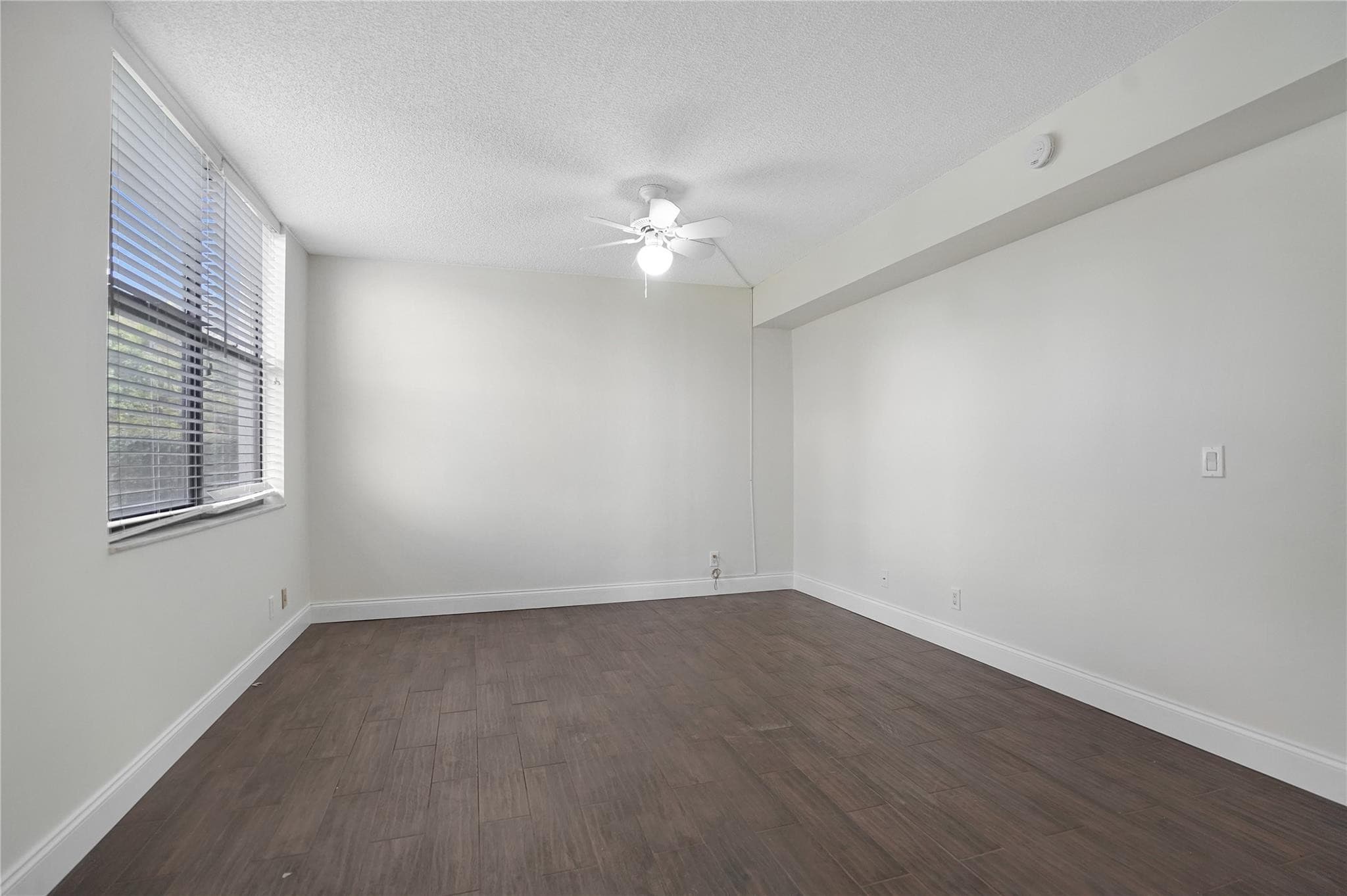 109 Lake Emerald Drive 110, Oakland Park, FL 33309 — photo 16 of 42