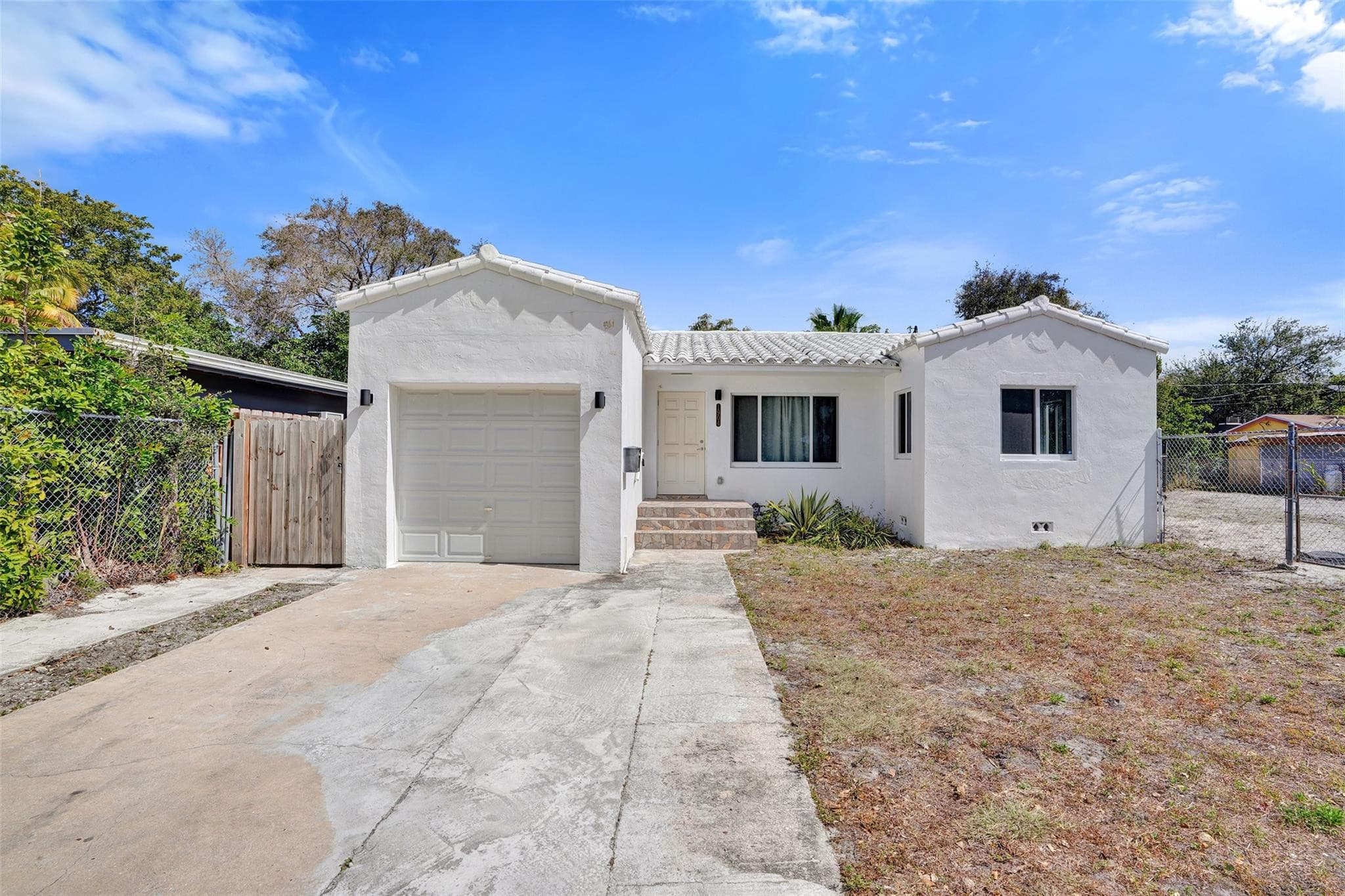 1904 SE 1st Avenue, Fort Lauderdale, FL 33316 — photo 8 of 51