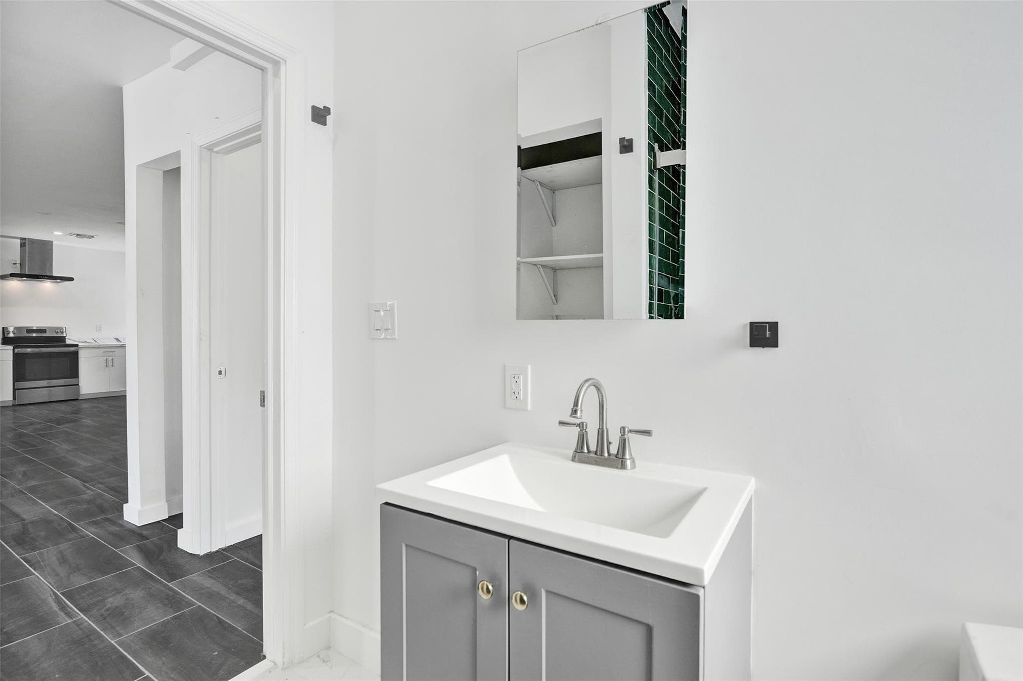 1904 SE 1st Avenue, Fort Lauderdale, FL 33316 — photo 29 of 51