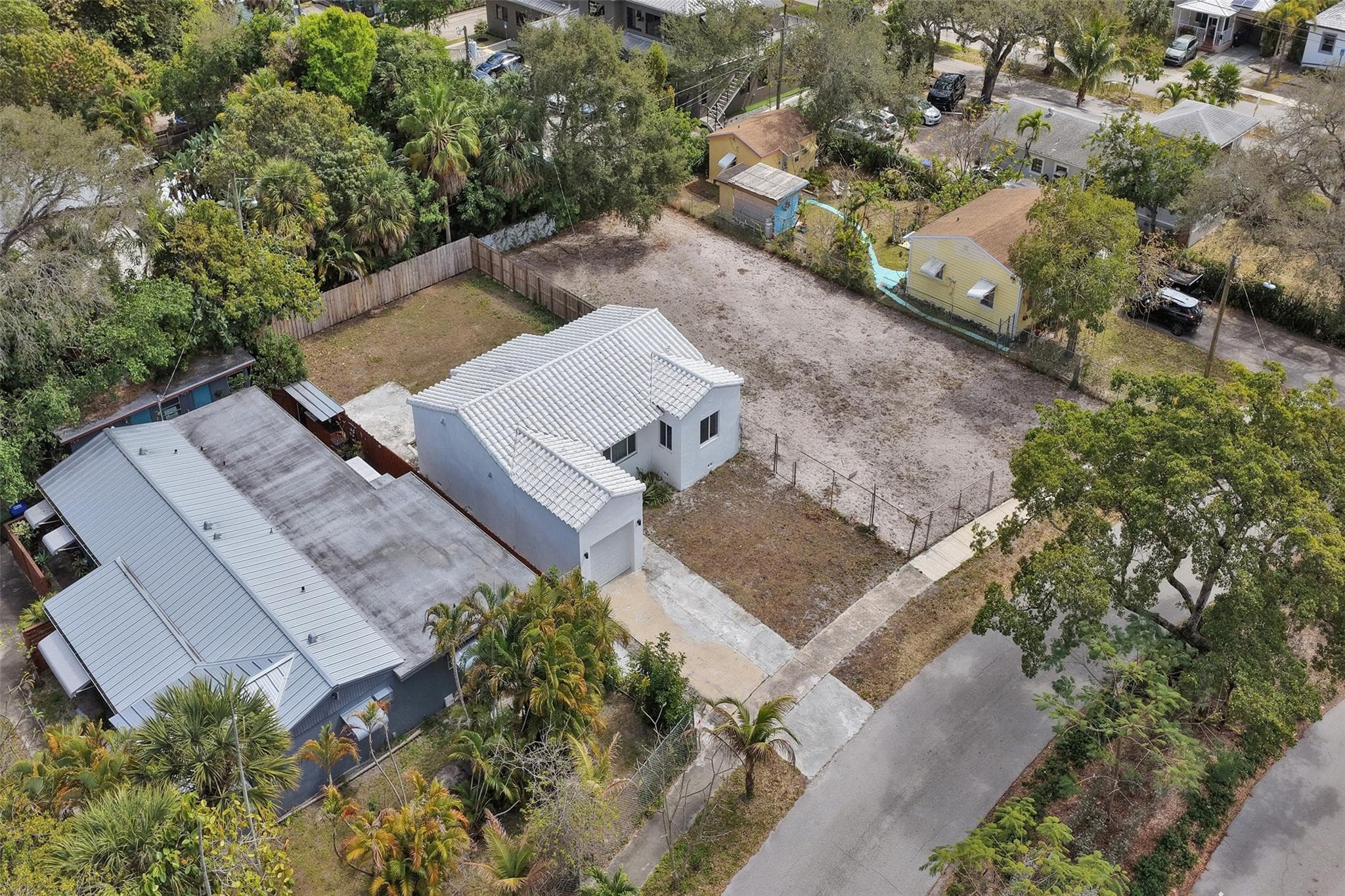1904 SE 1st Avenue, Fort Lauderdale, FL 33316 — photo 50 of 51
