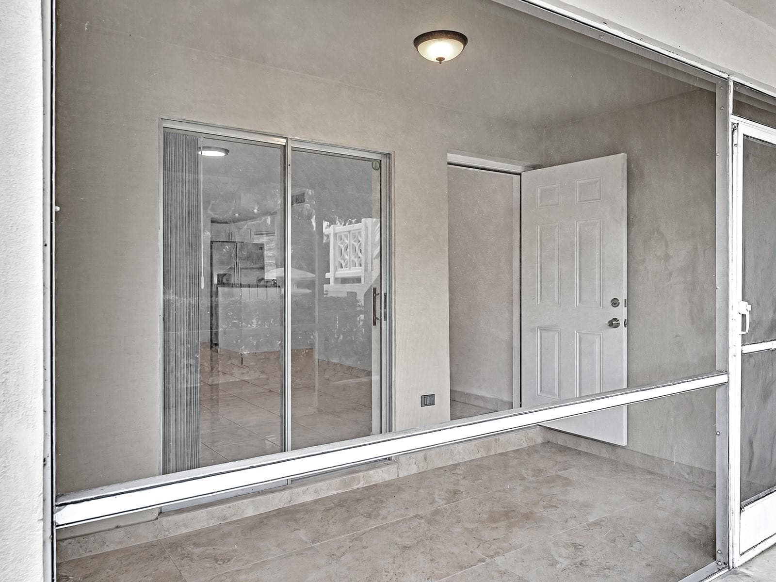 5375 SW 40th Avenue 105, Fort Lauderdale, FL 33314 — photo 16 of 17