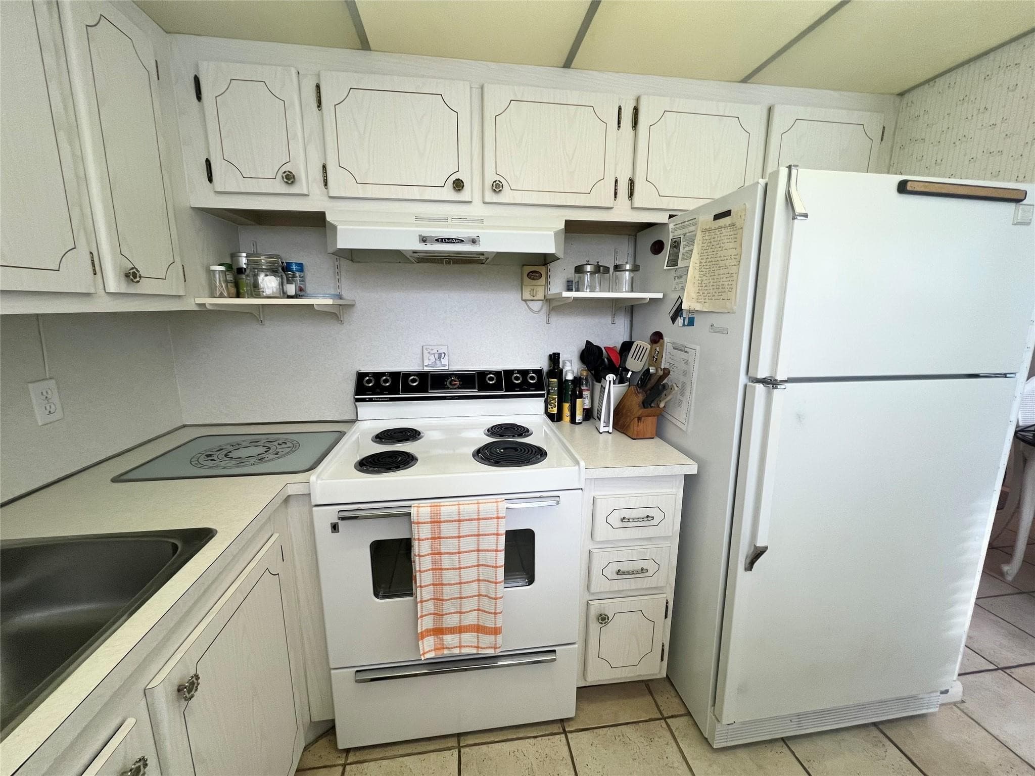 244 Farnham K 244, Deerfield Beach, FL 33442 — photo 3 of 47