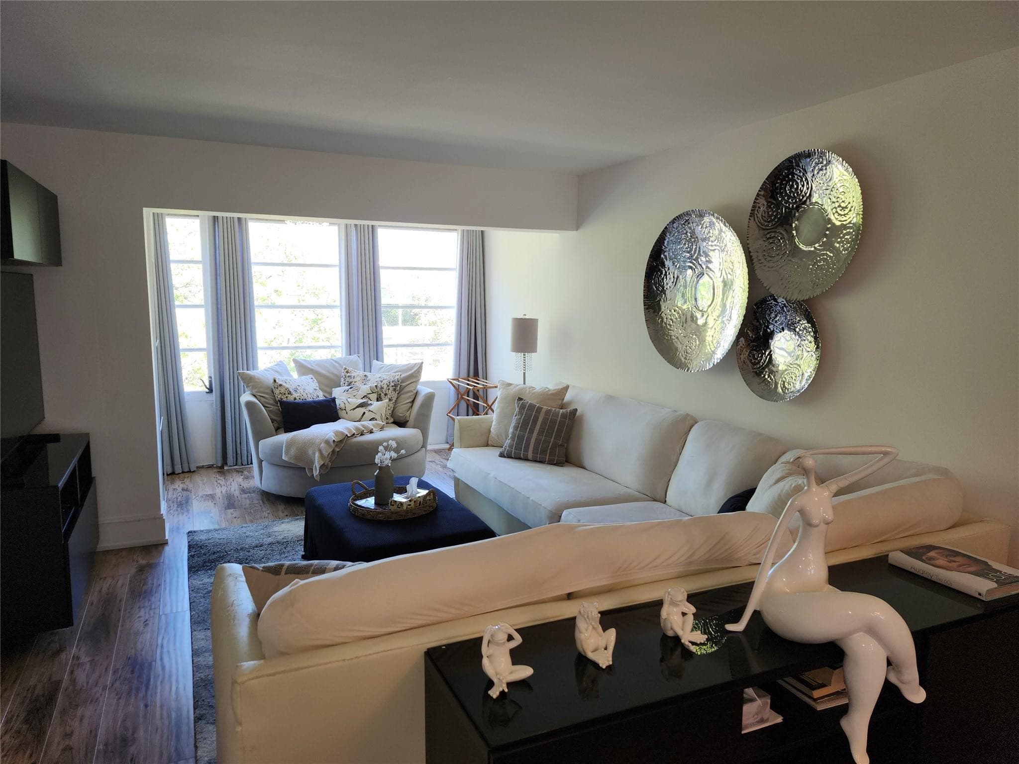 301 Cambridge Road 301, Hollywood, FL 33024 — photo 10 of 31