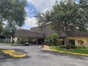 301 Cambridge Road 301, Hollywood, FL 33024 — photo 26 of 31