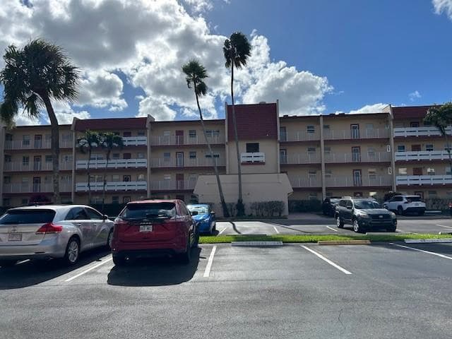 1000 Country Club Drive 403, Margate, FL 33063 — photo 1 of 45