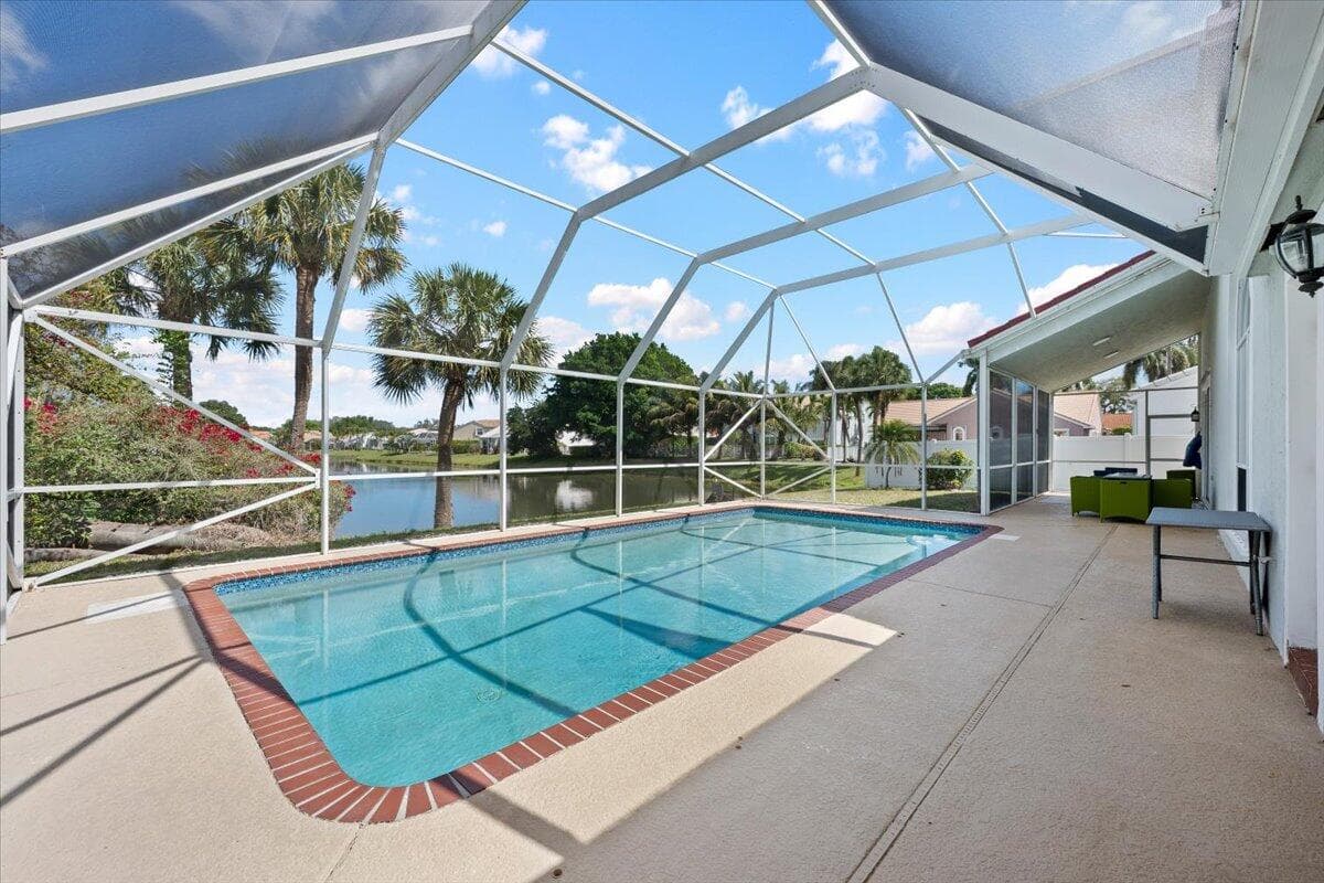 10233 Allamanda Circle, Palm Beach Gardens, FL 33410 — photo 31 of 47