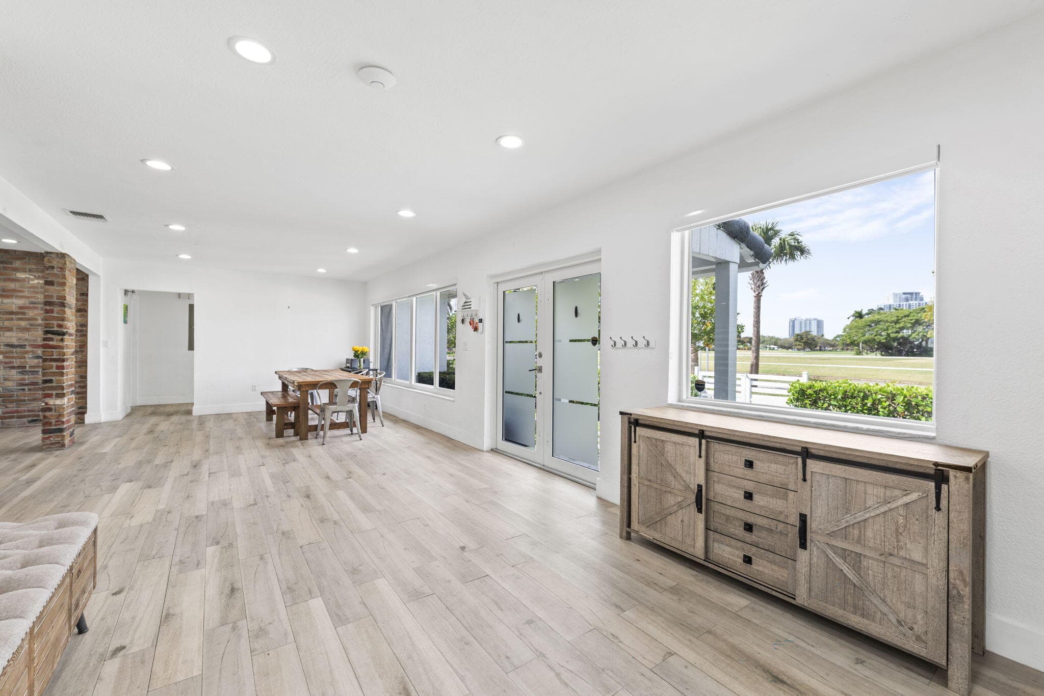 409 N 14th Avenue, Hollywood, FL 33020 — photo 7 of 32