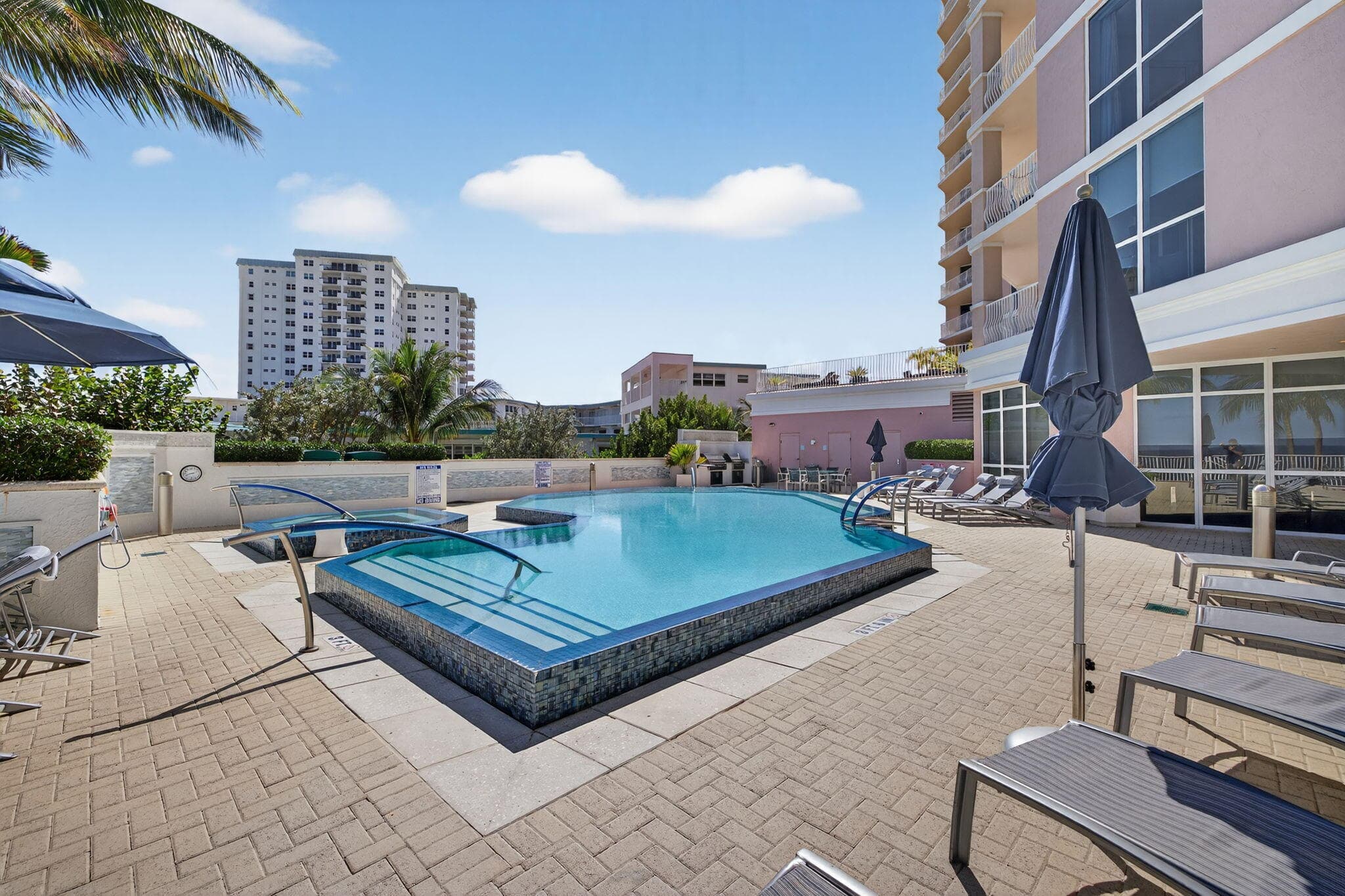 1460 S Ocean Boulevard 701, Lauderdale-By-The-Sea, FL 33062 — photo 89 of 103