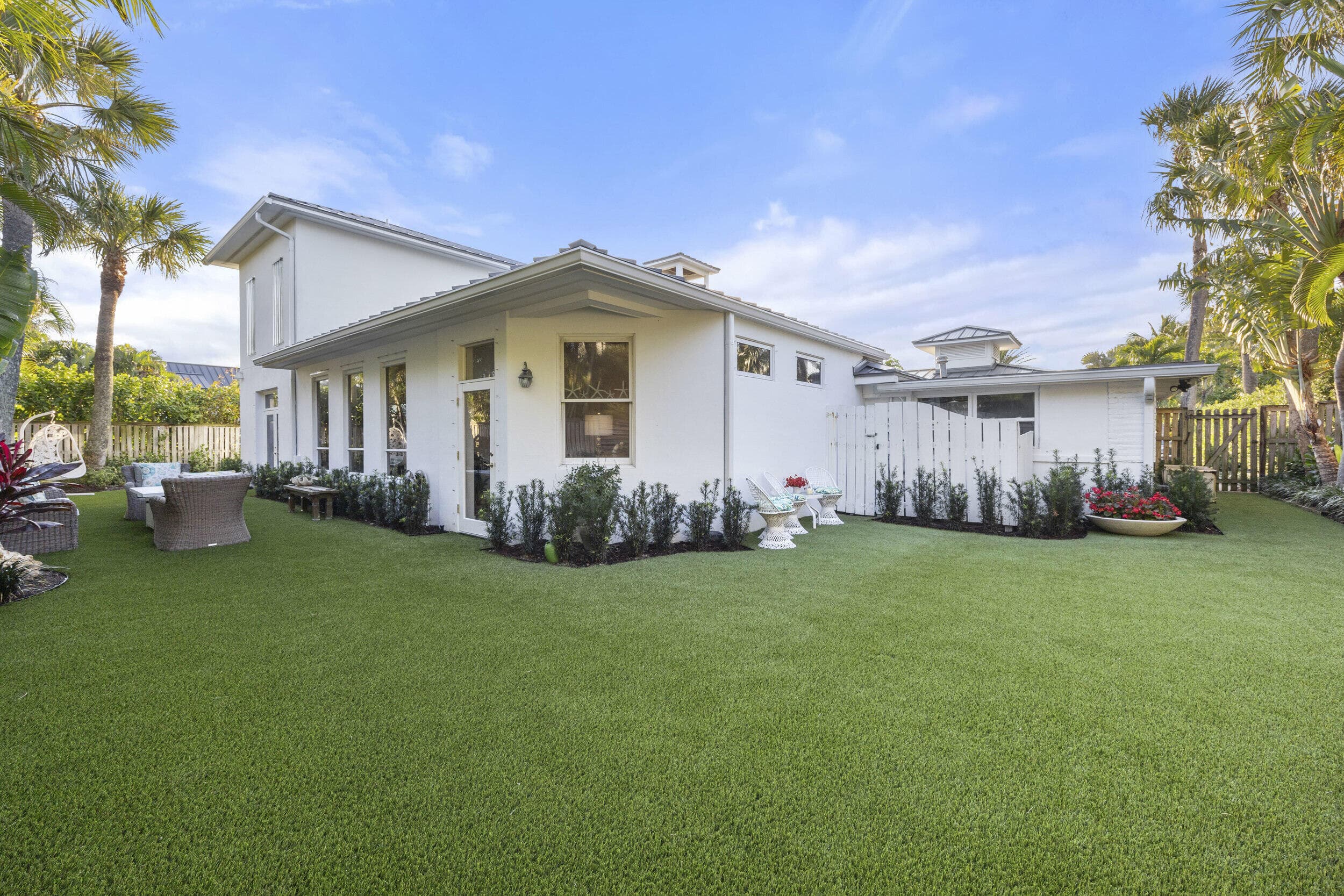 122 Lighthouse Drive, Jupiter Inlet Colony, FL 33469 — photo 53 of 84