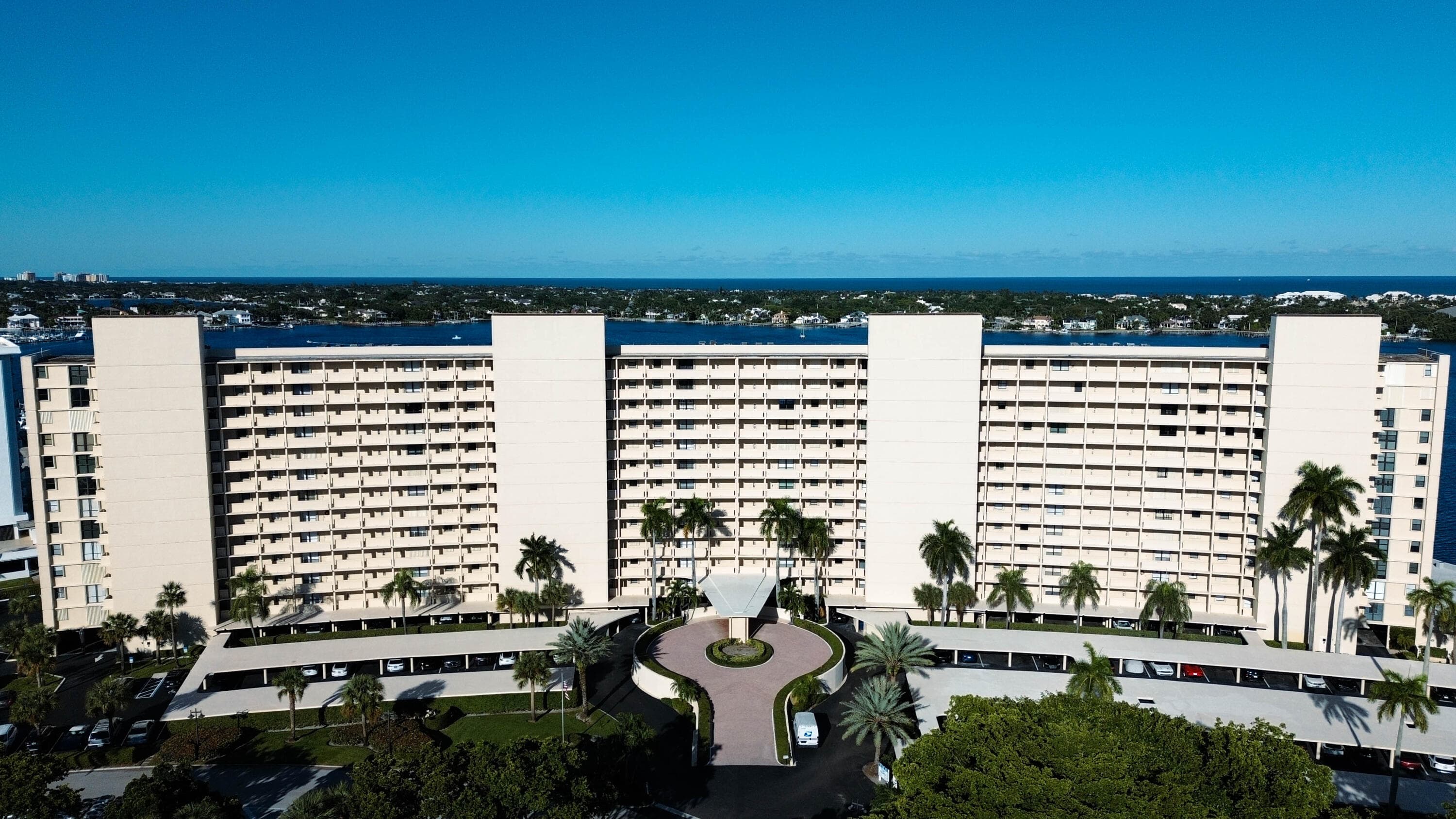 136 Lakeshore Drive 711, North Palm Beach, FL 33408 — photo 28 of 41
