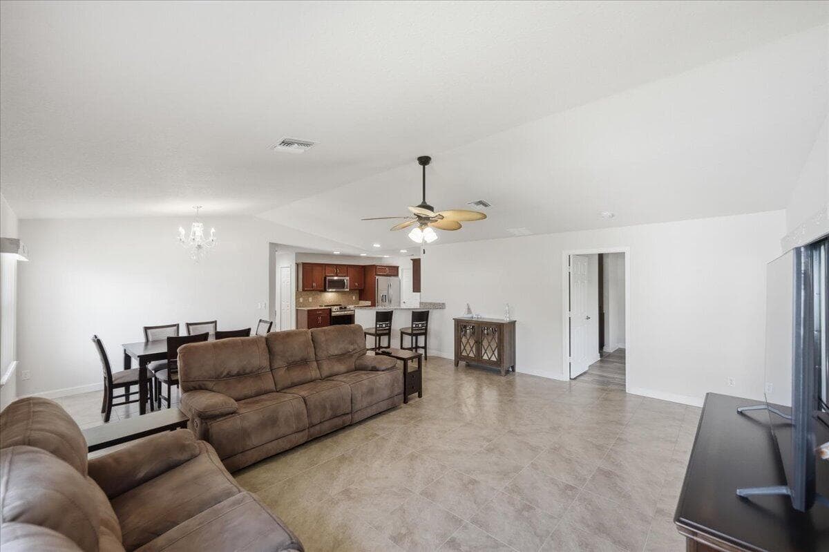 44 Grande Vista Way, Port St. Lucie, FL 34952 — photo 15 of 39