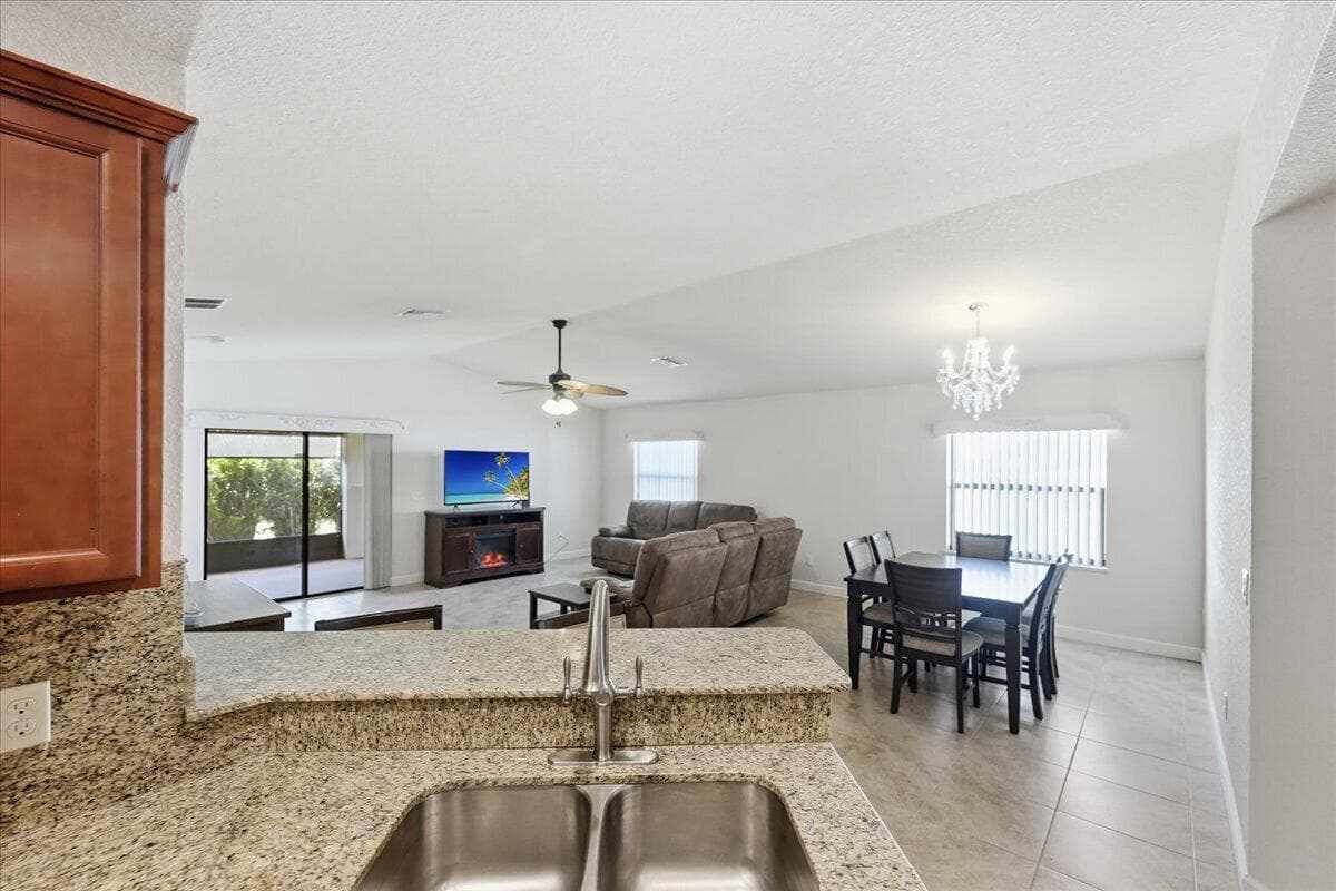 44 Grande Vista Way, Port St. Lucie, FL 34952 — photo 6 of 39