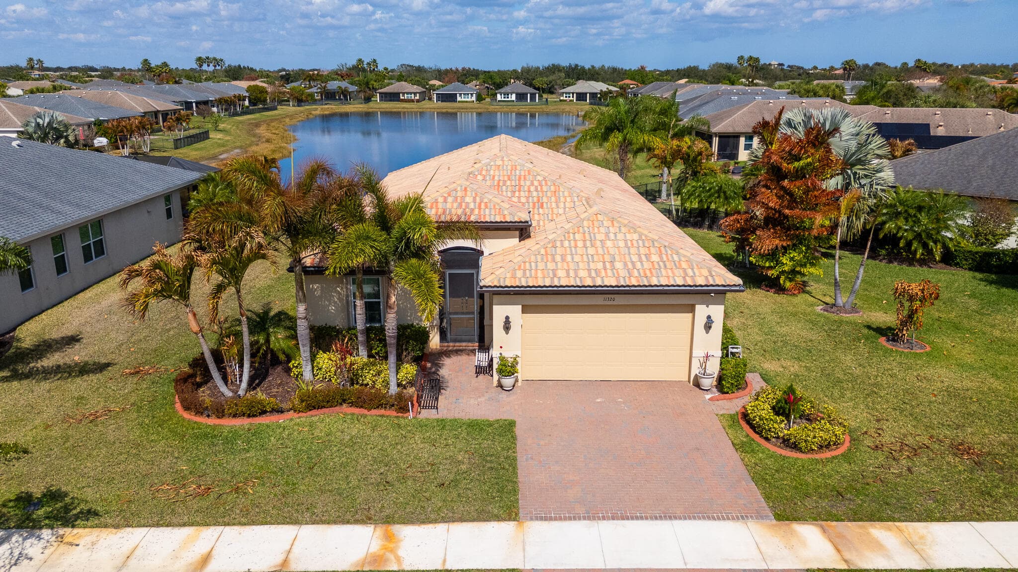 11320 SW Lake Park Drive, Port St. Lucie, FL 34987 — photo 4 of 37
