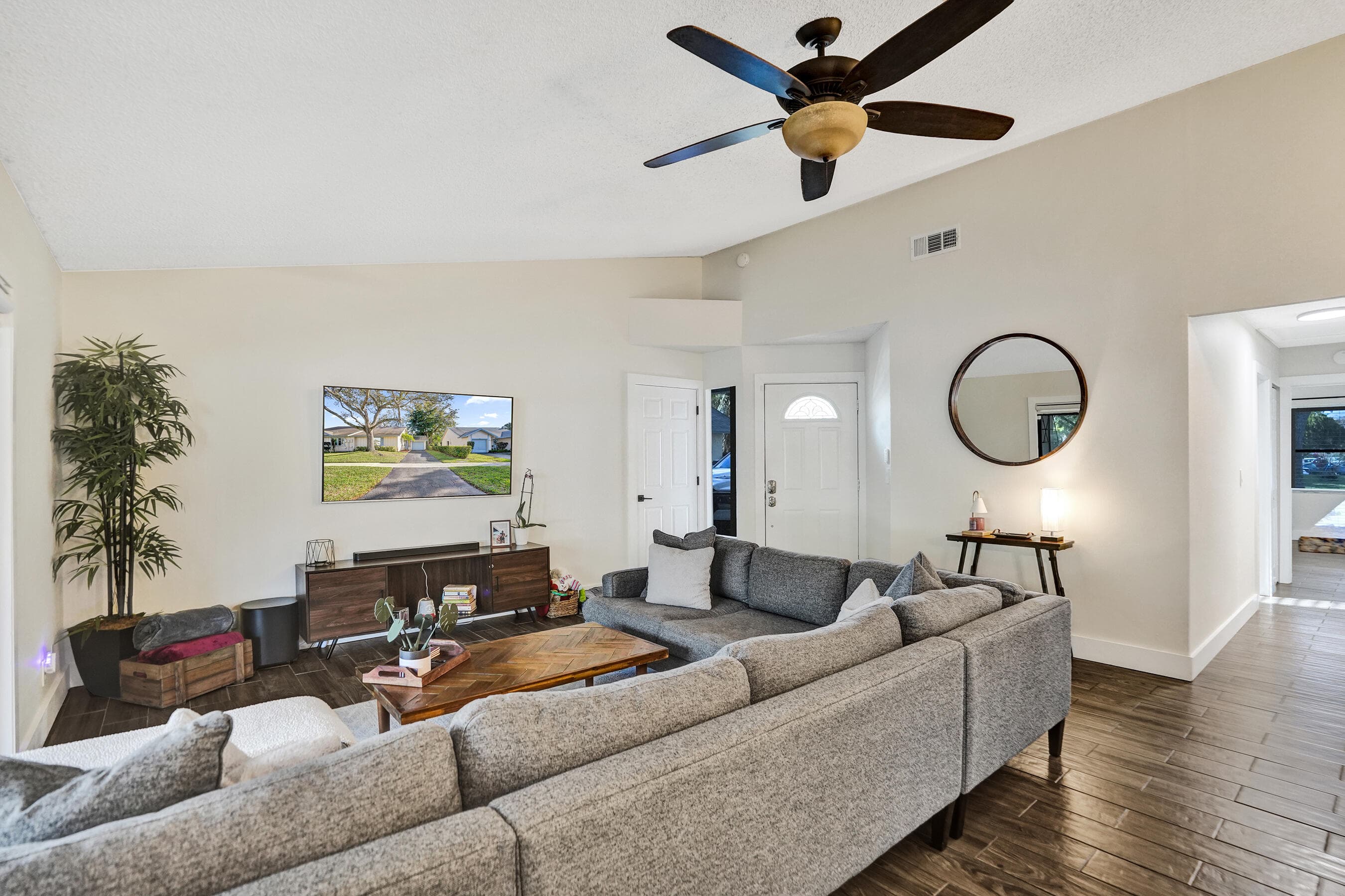 7826 NW 60th Street, Tamarac, FL 33321 — photo 9 of 46