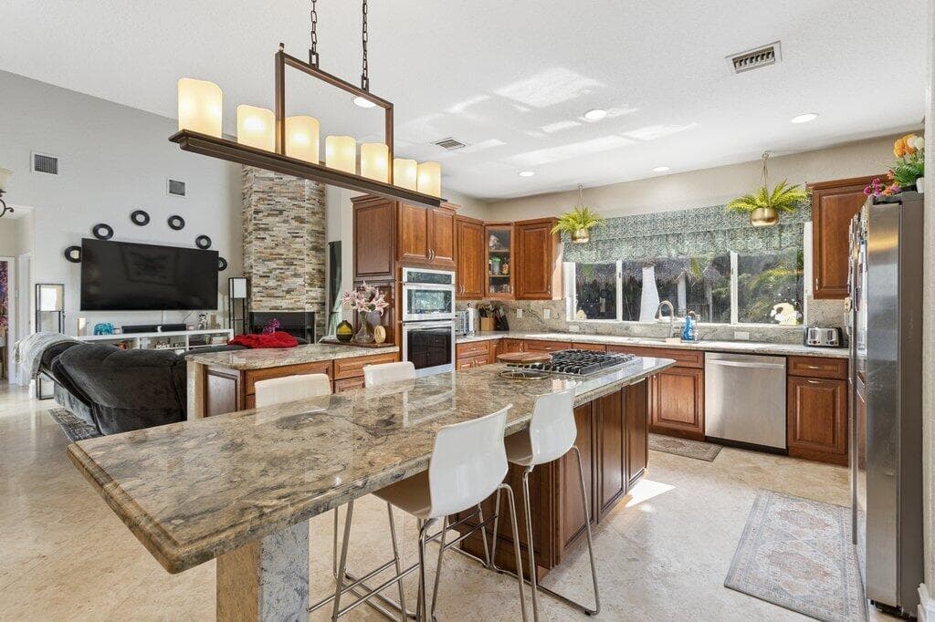 5521 SW 109th Avenue, Davie, FL 33328 — photo 8 of 57