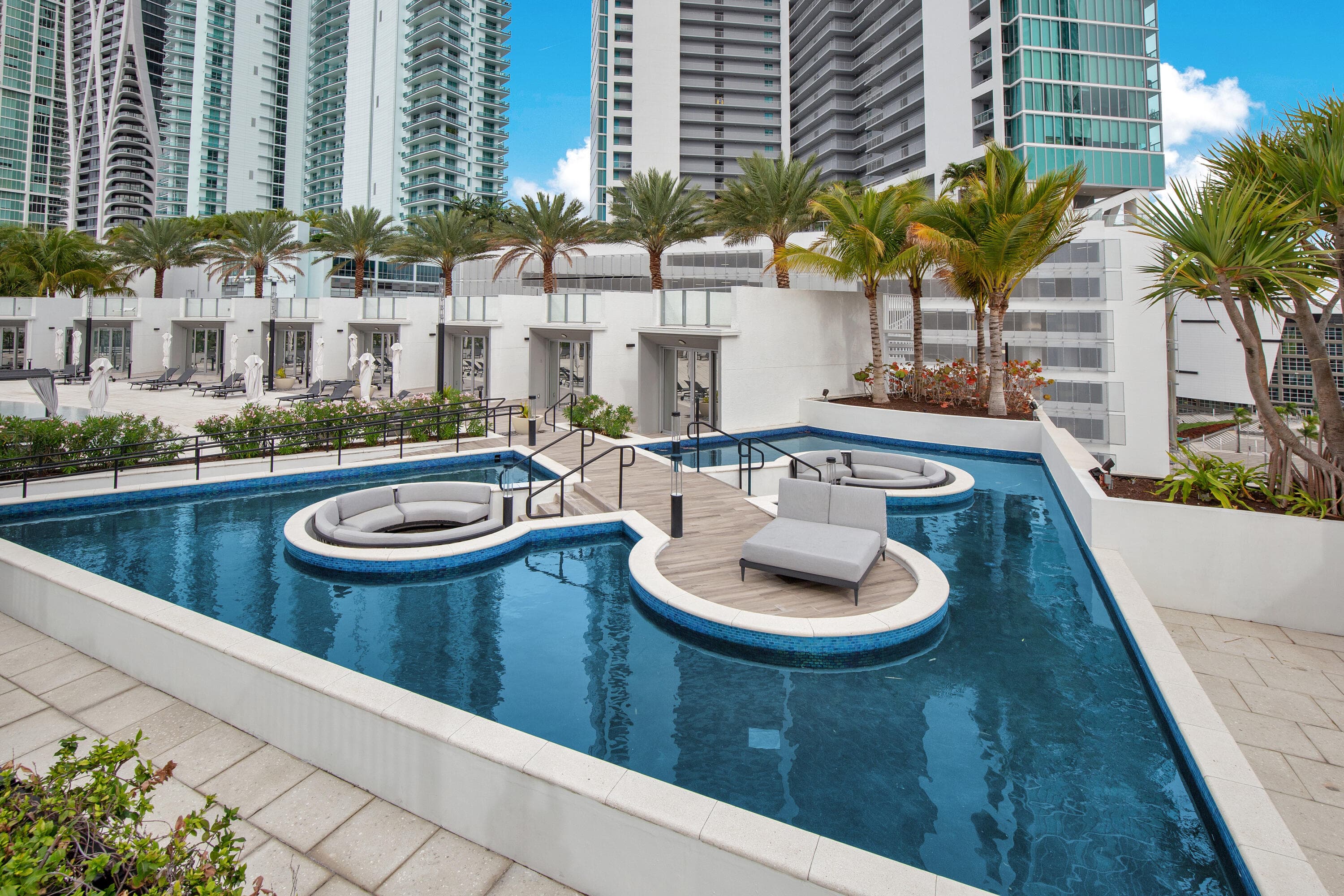 851 NE 1st Avenue 1510, Miami, FL 33130 — photo 33 of 44