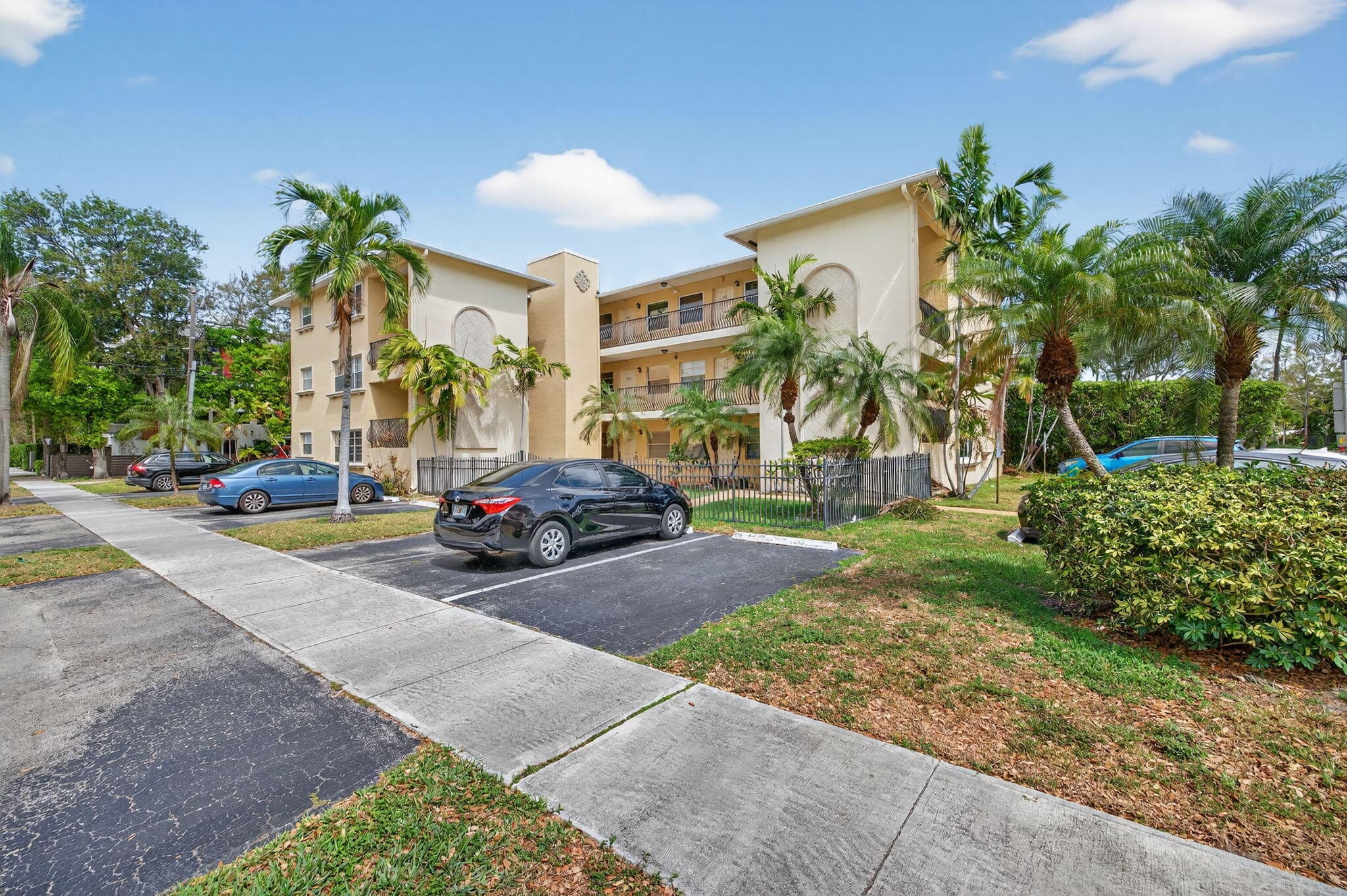 901 NE 3rd Street 205, Fort Lauderdale, FL 33301 — photo 26 of 33